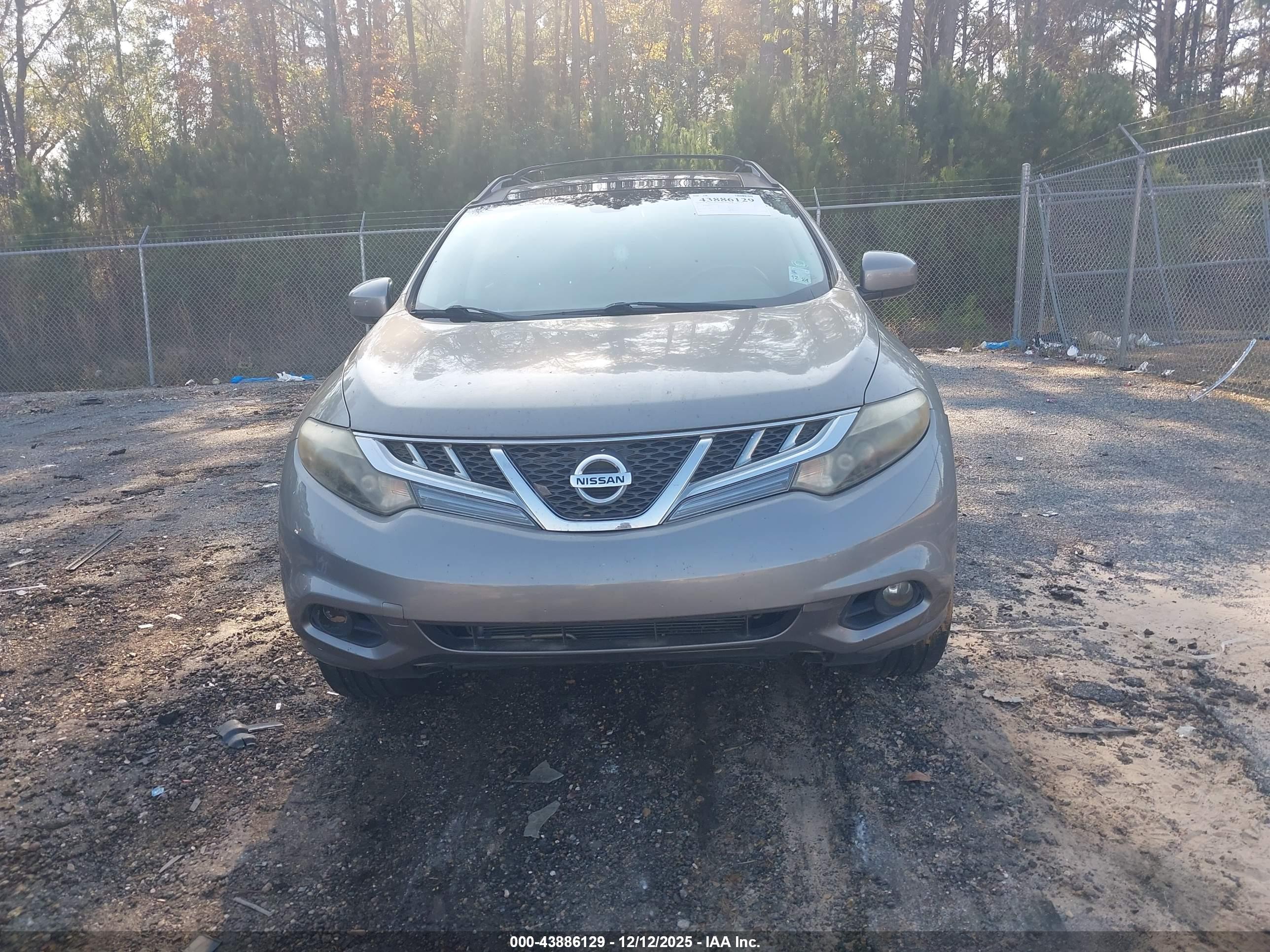 NISSAN MURANO image 6