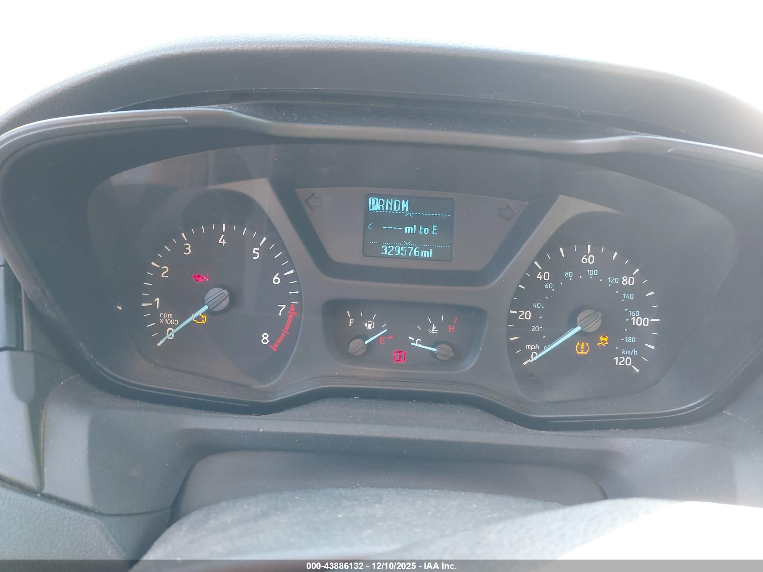 FORD TRANSIT-250 image 7