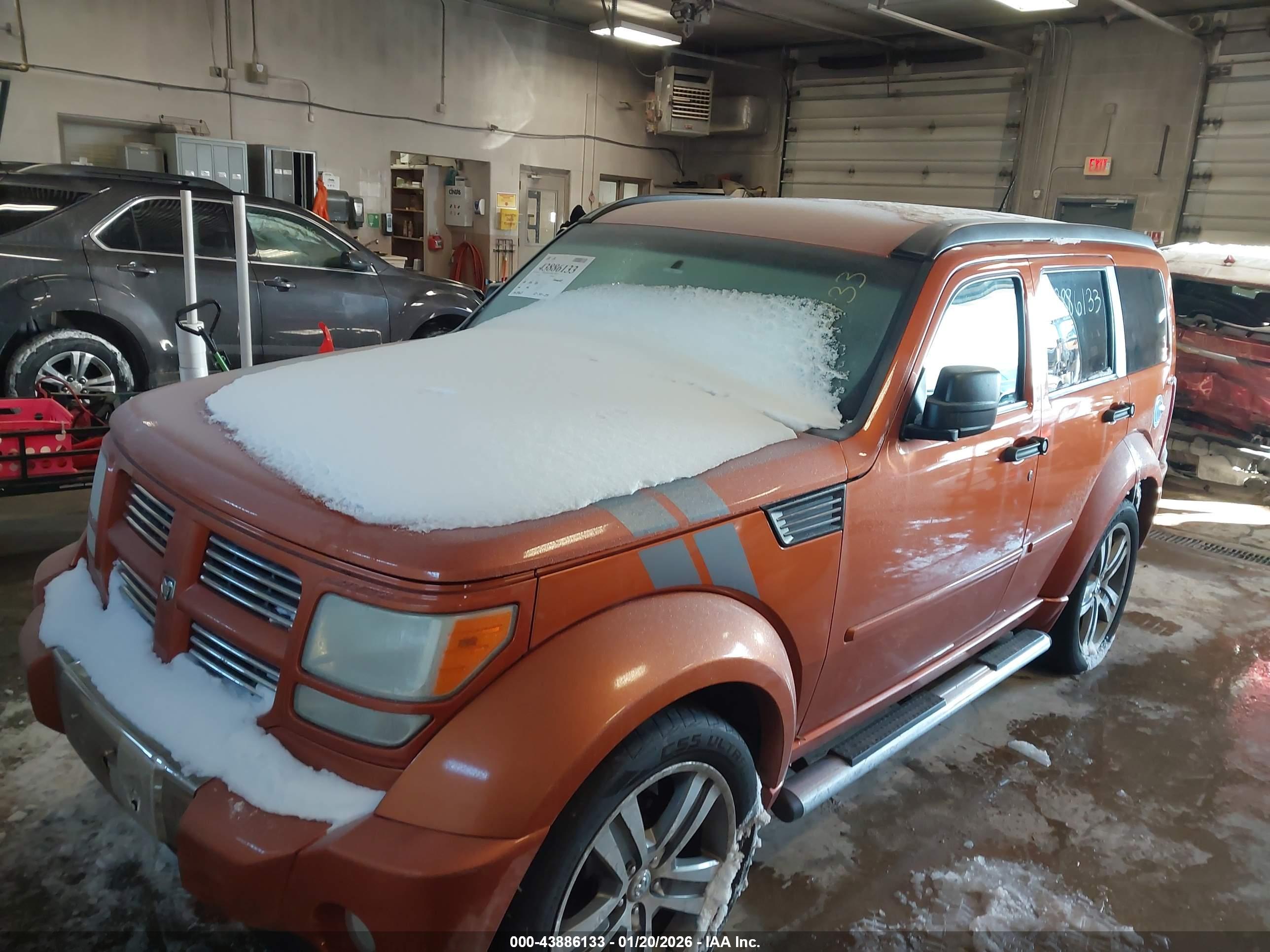 DODGE NITRO image 2
