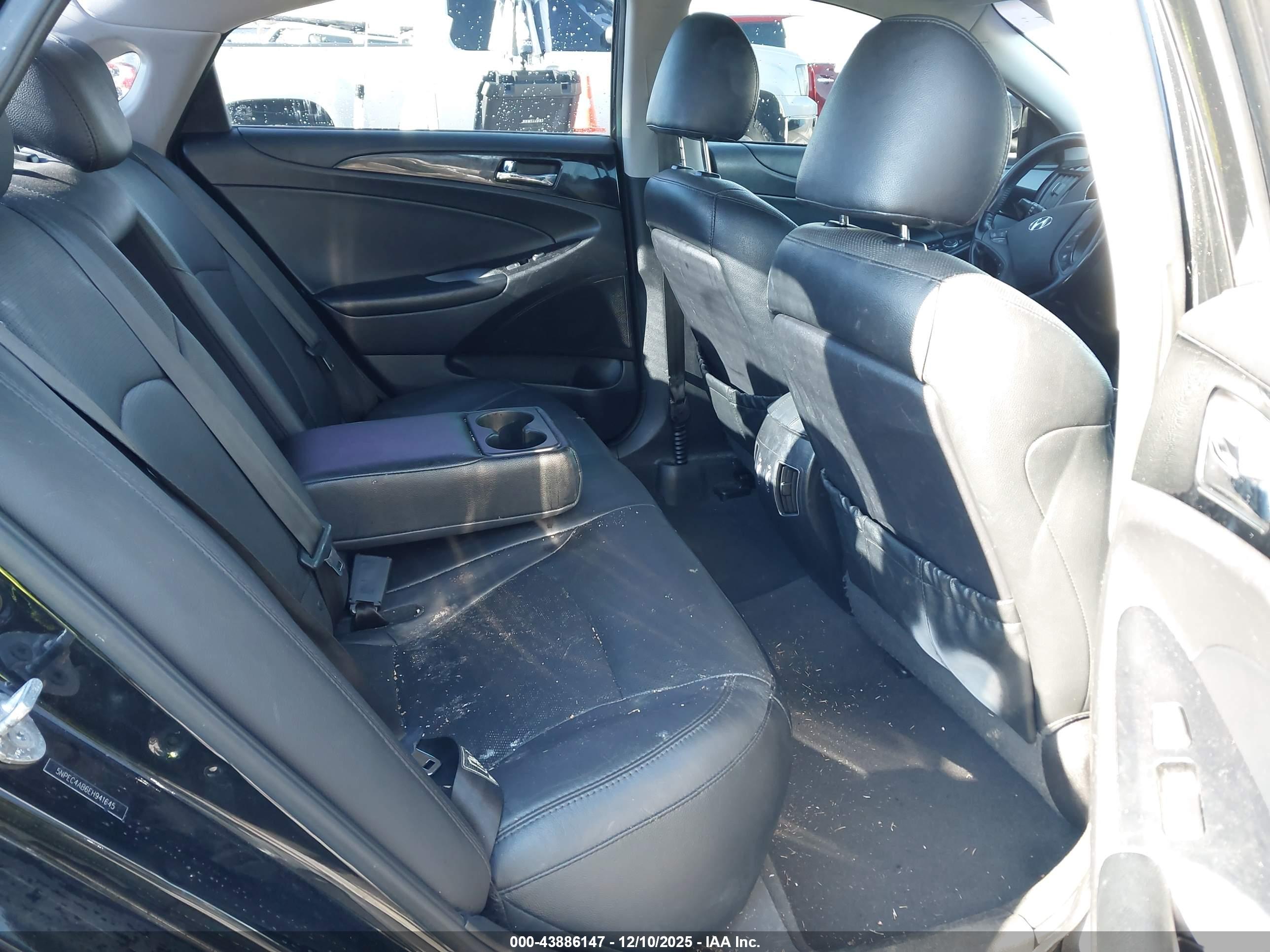 HYUNDAI SONATA image 8