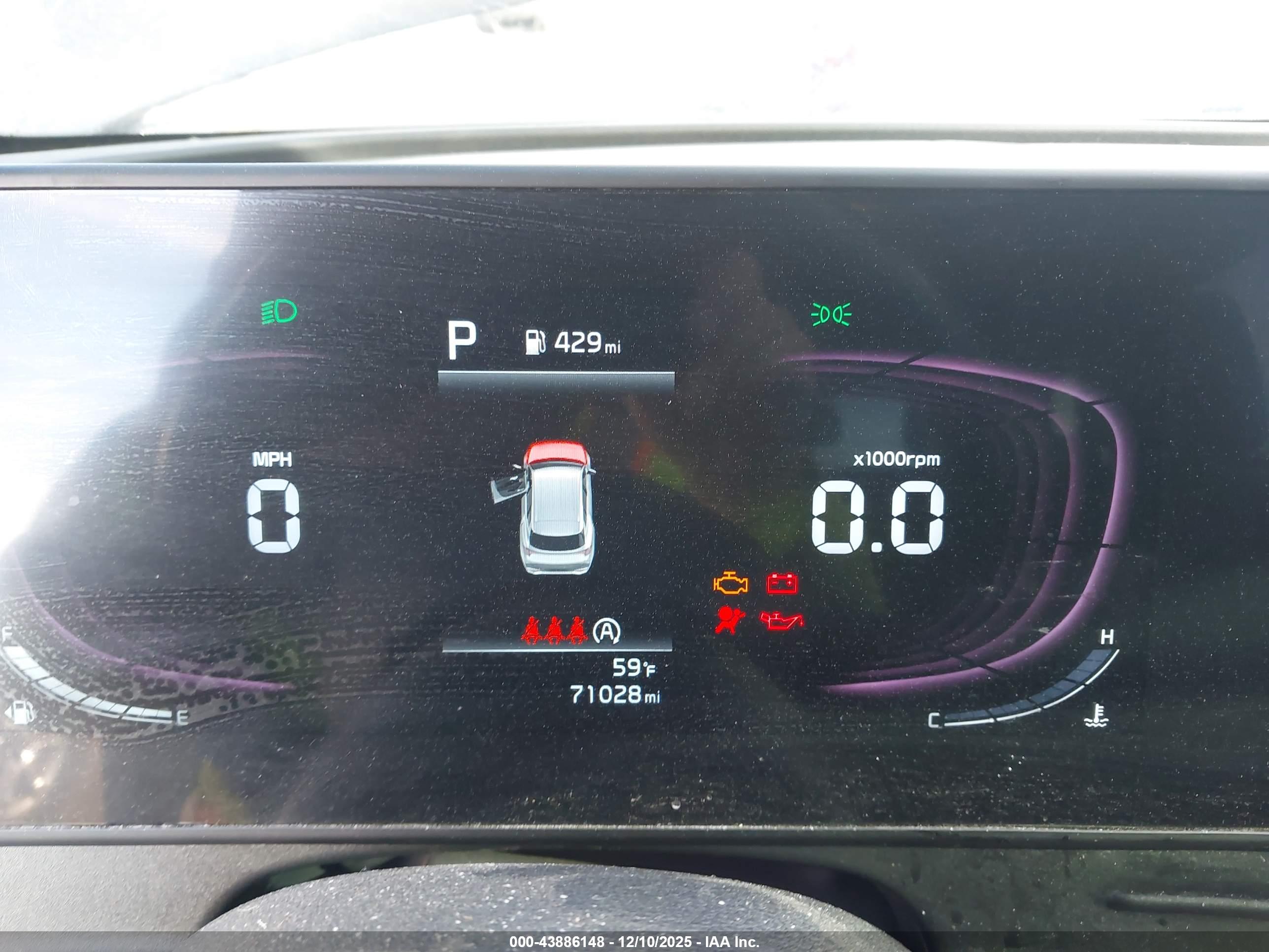 KIA SPORTAGE image 7