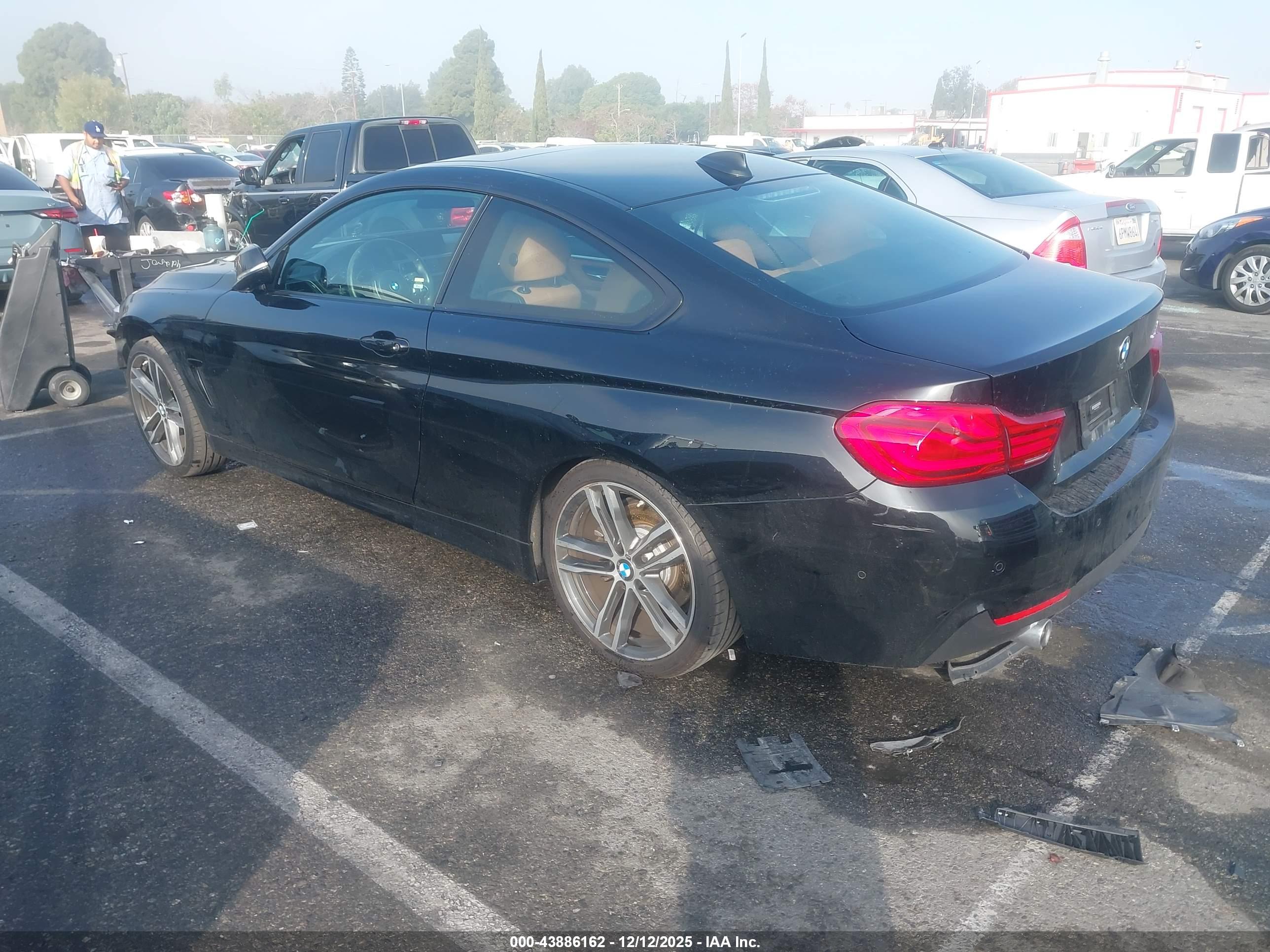 BMW 440I image 3