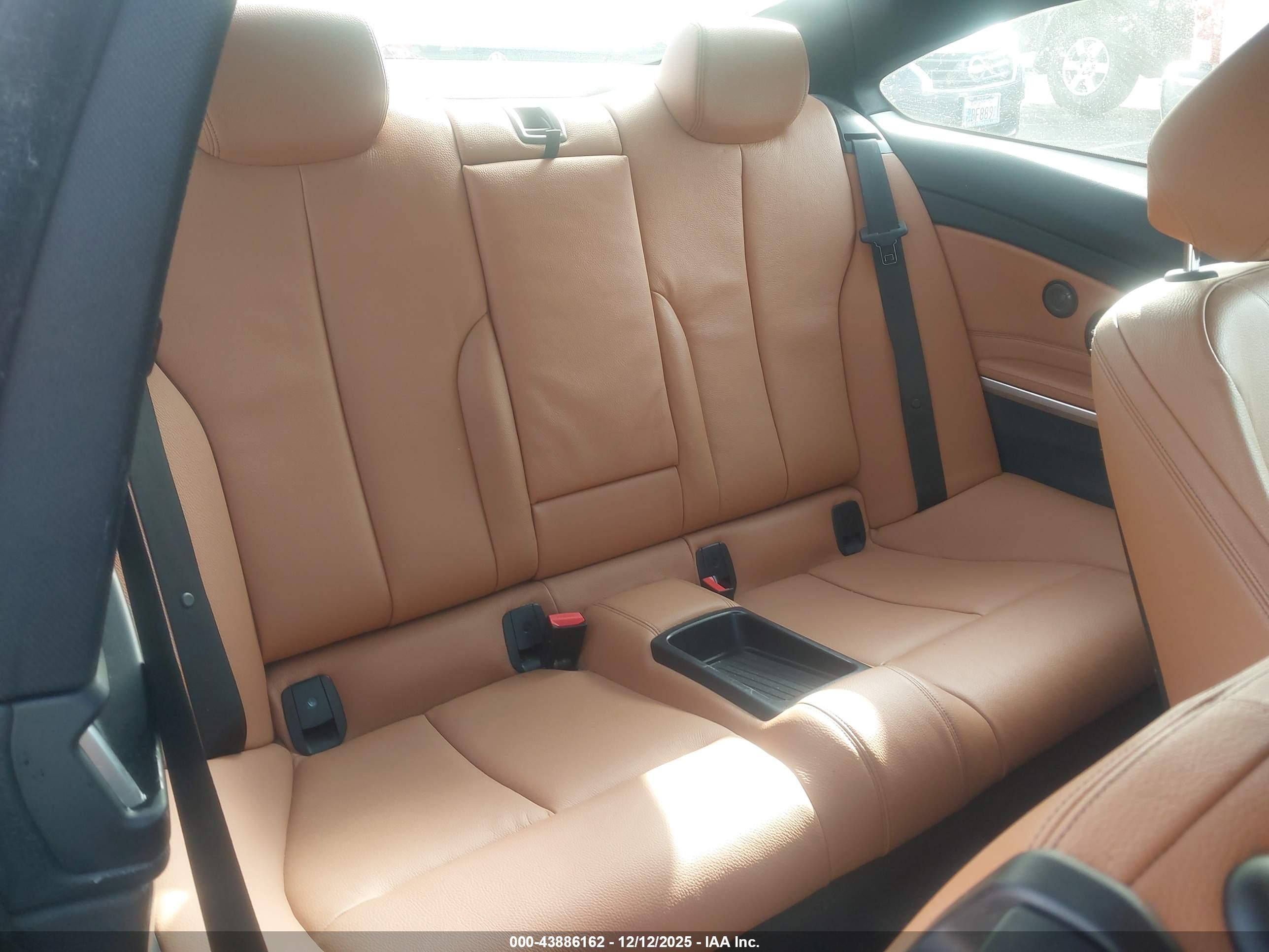 BMW 440I image 8