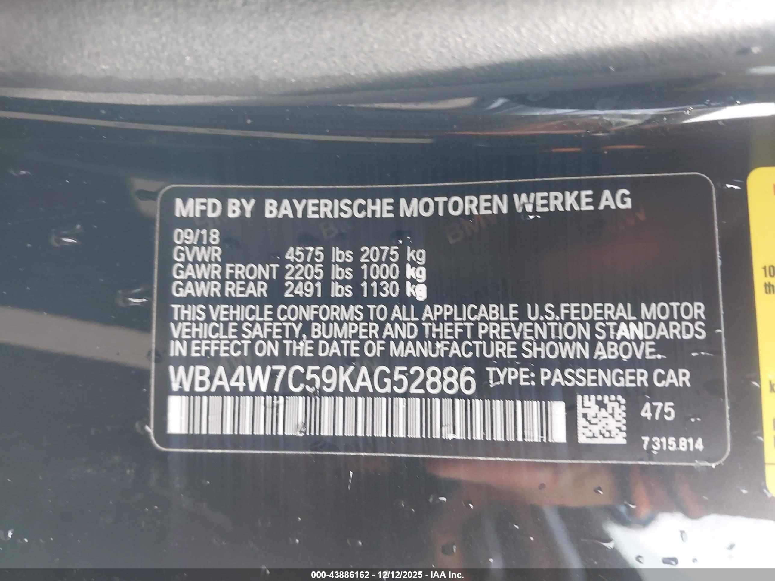 BMW 440I image 9