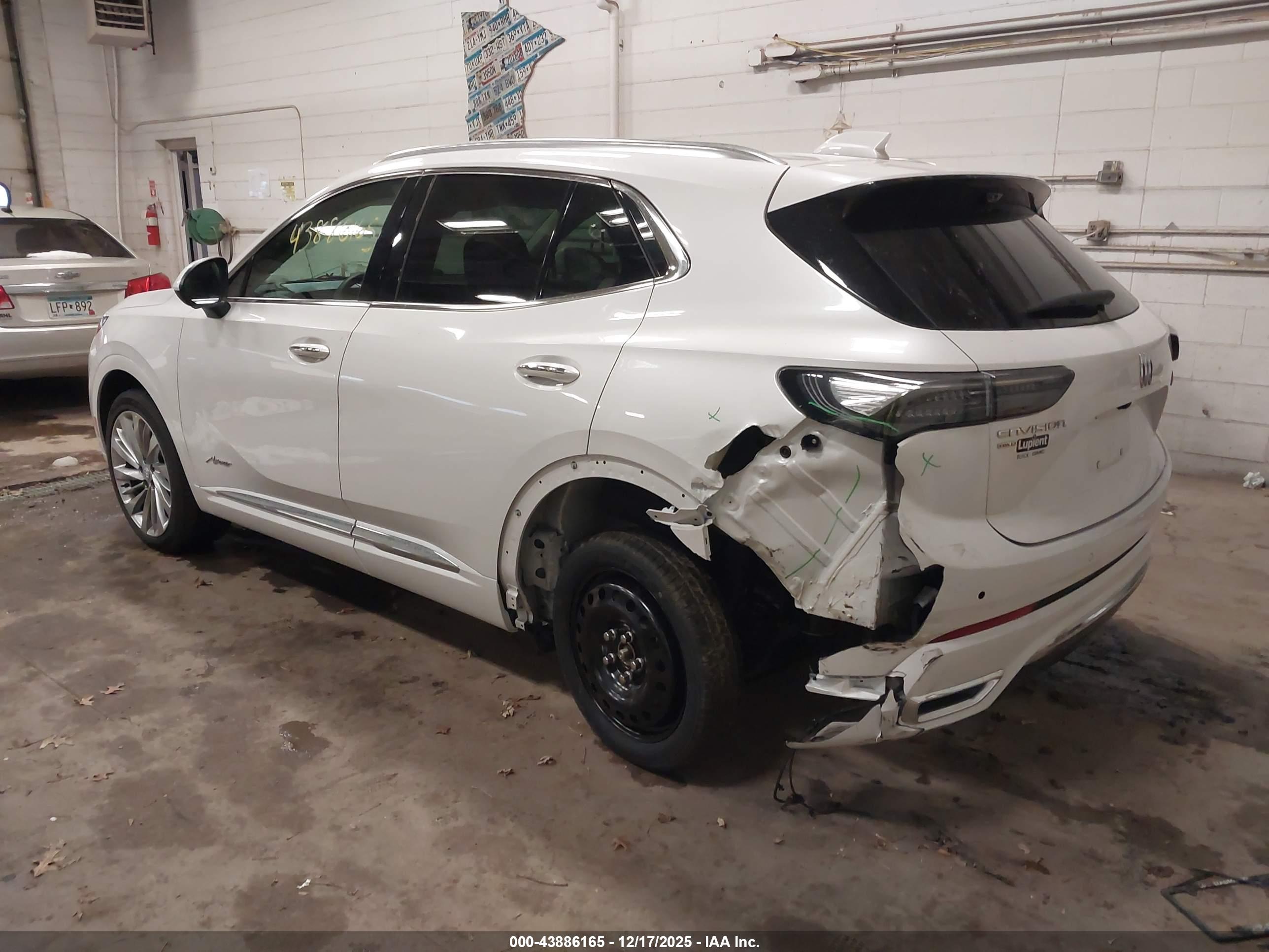 BUICK ENVISION image 3