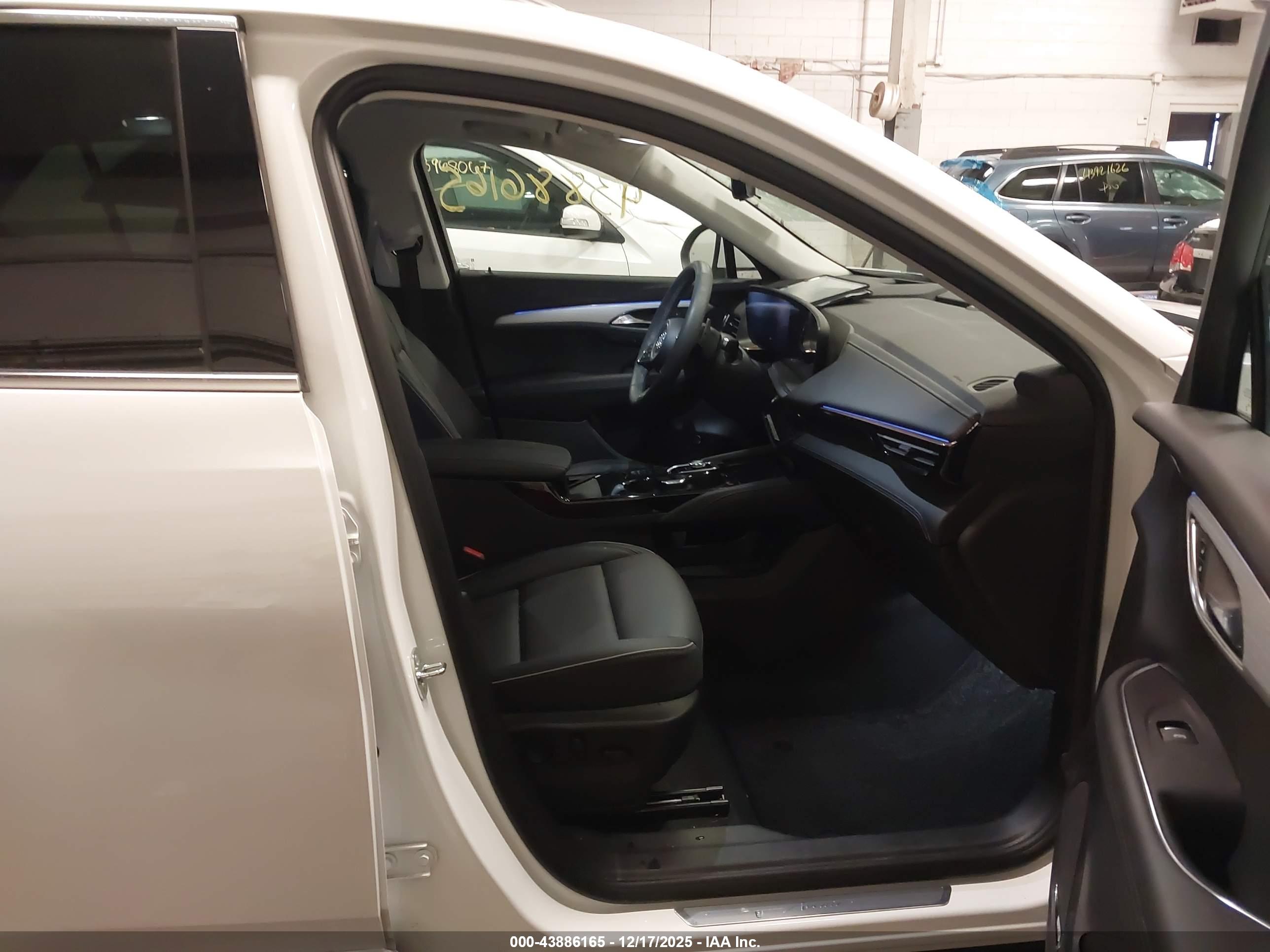 BUICK ENVISION image 5