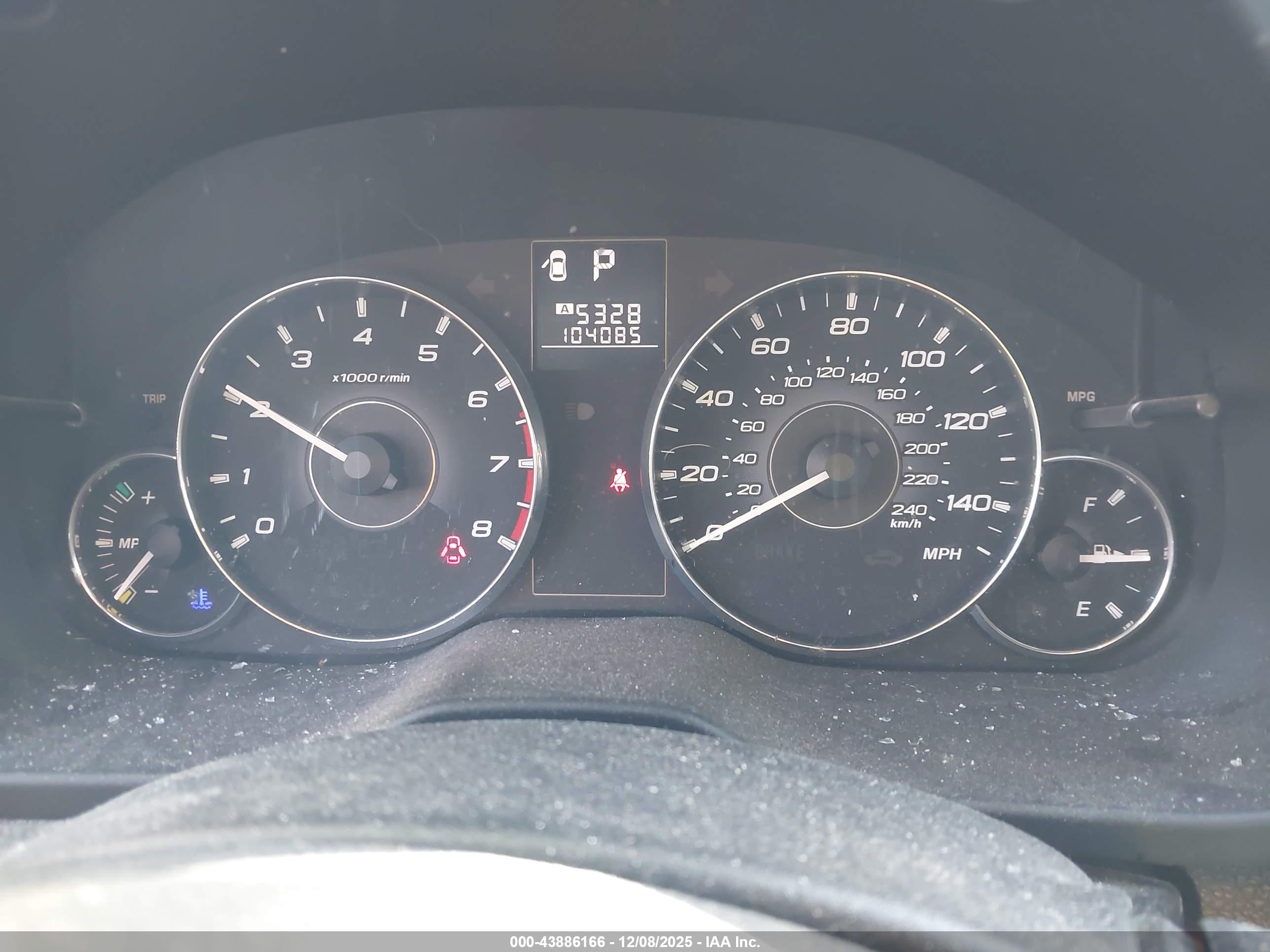 SUBARU OUTBACK image 7