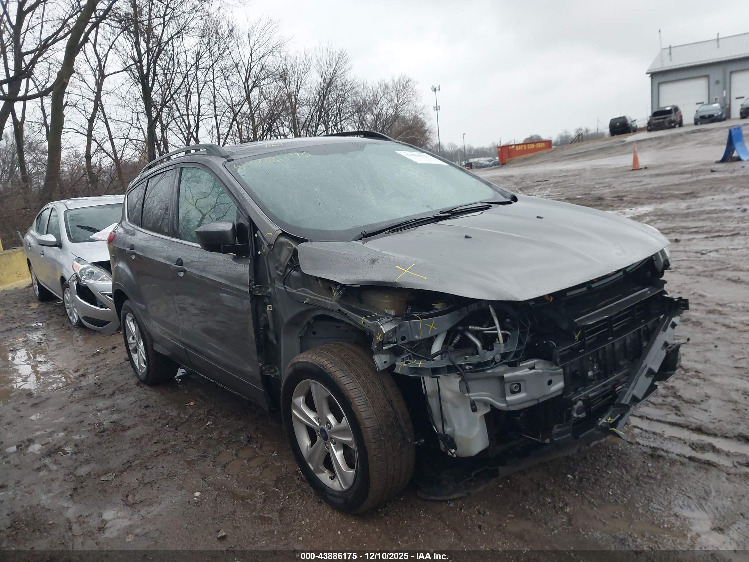 FORD ESCAPE image 6