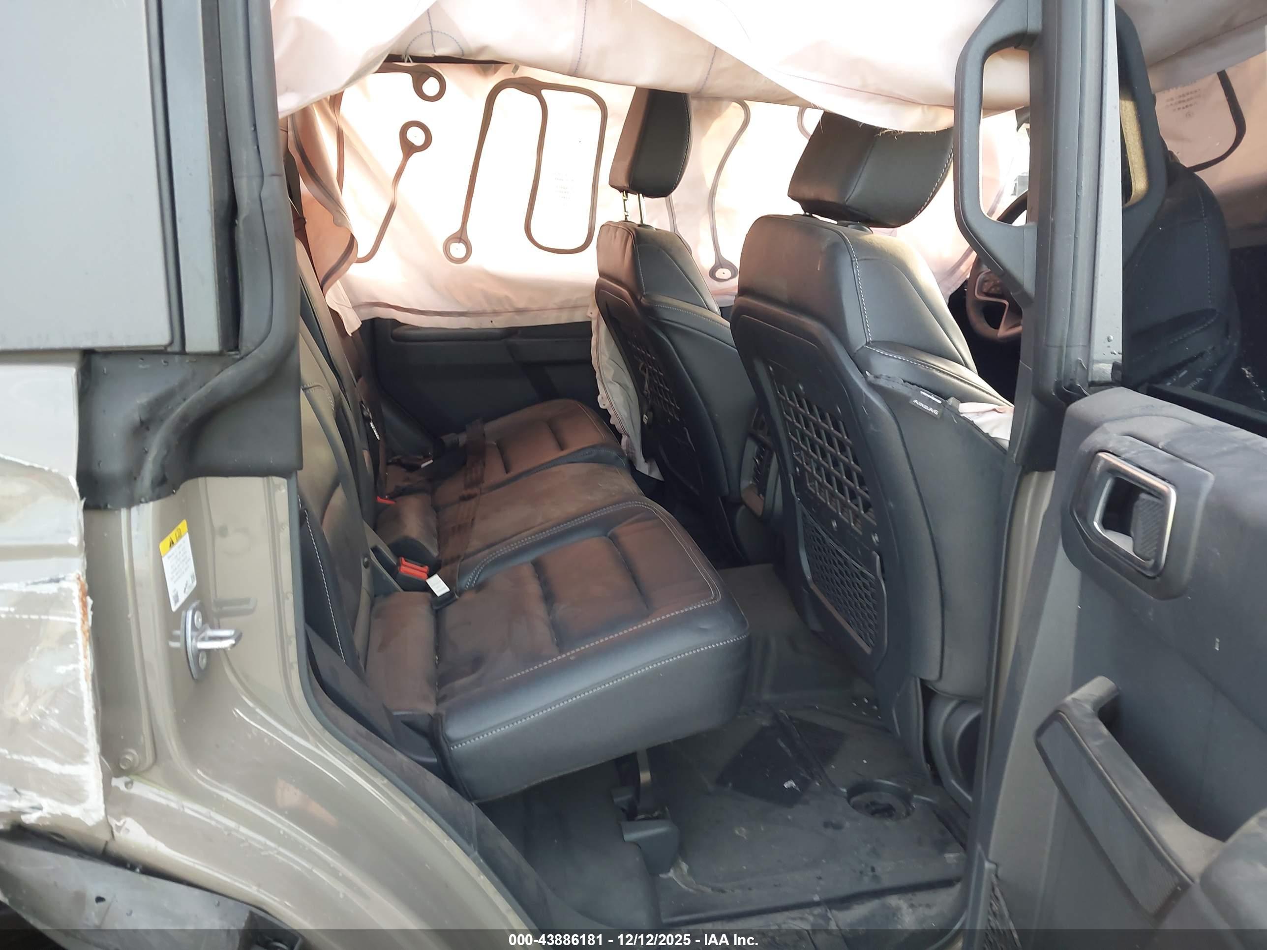 FORD BRONCO image 8