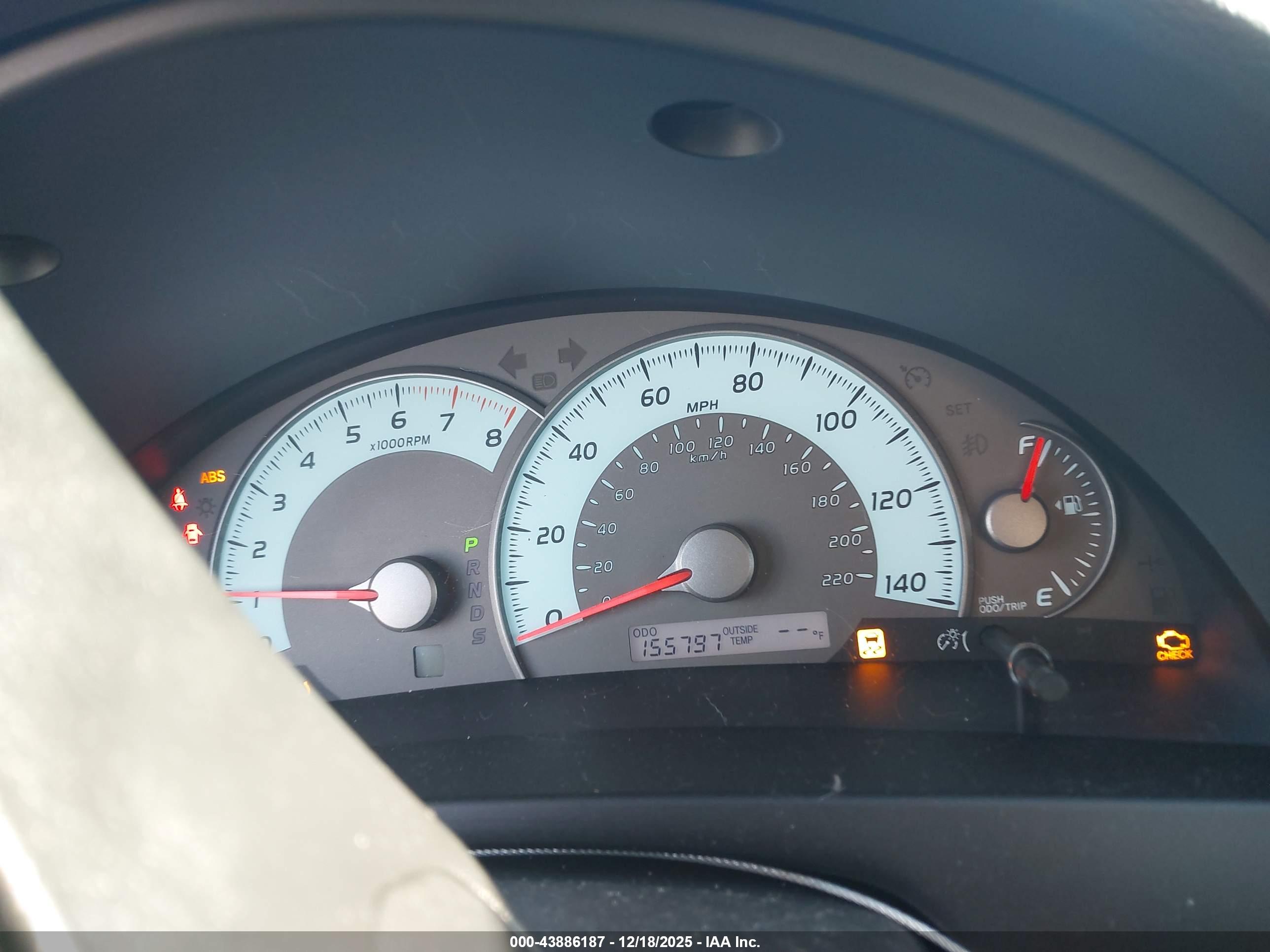 TOYOTA CAMRY image 7