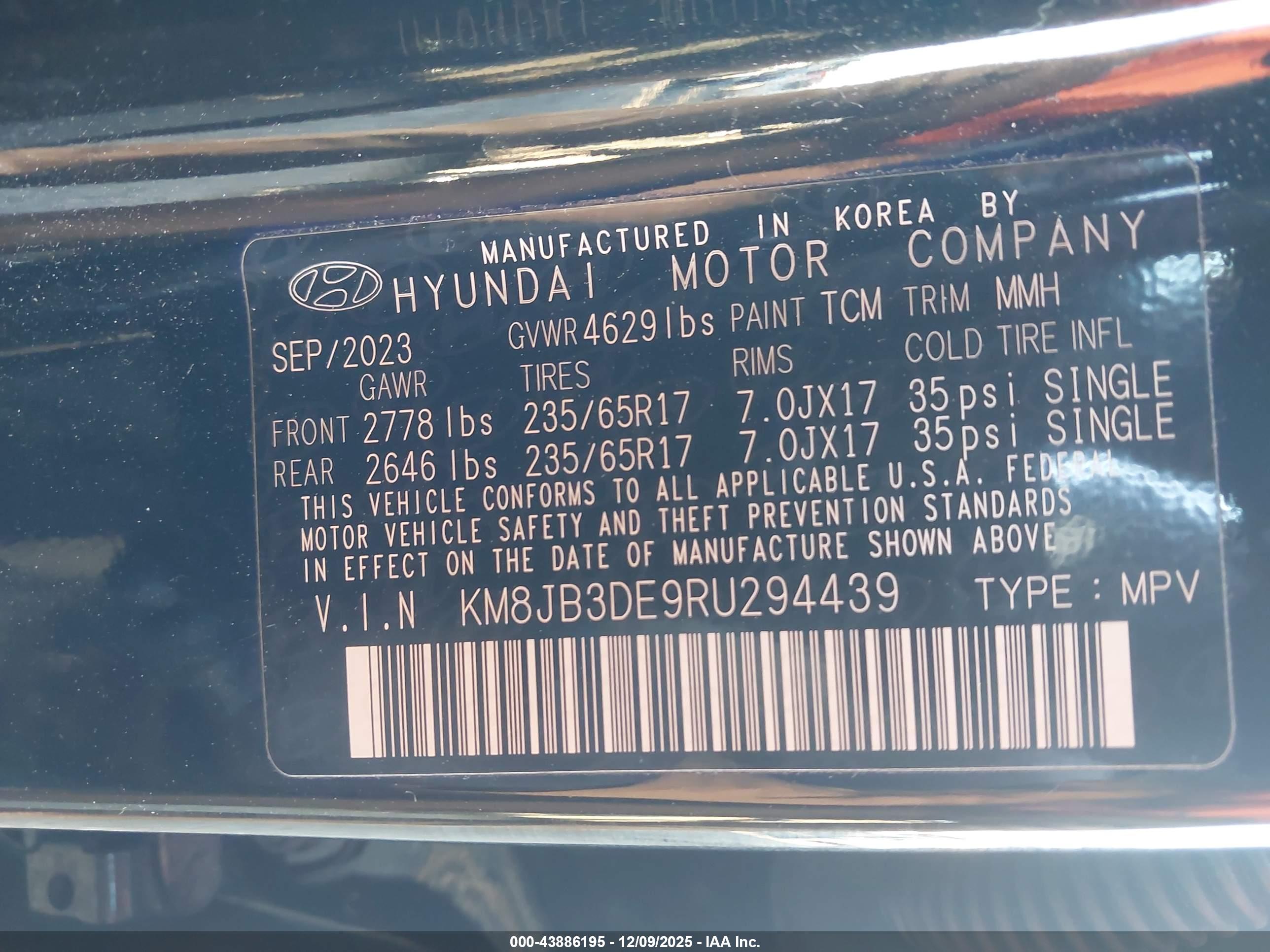 HYUNDAI TUCSON image 9