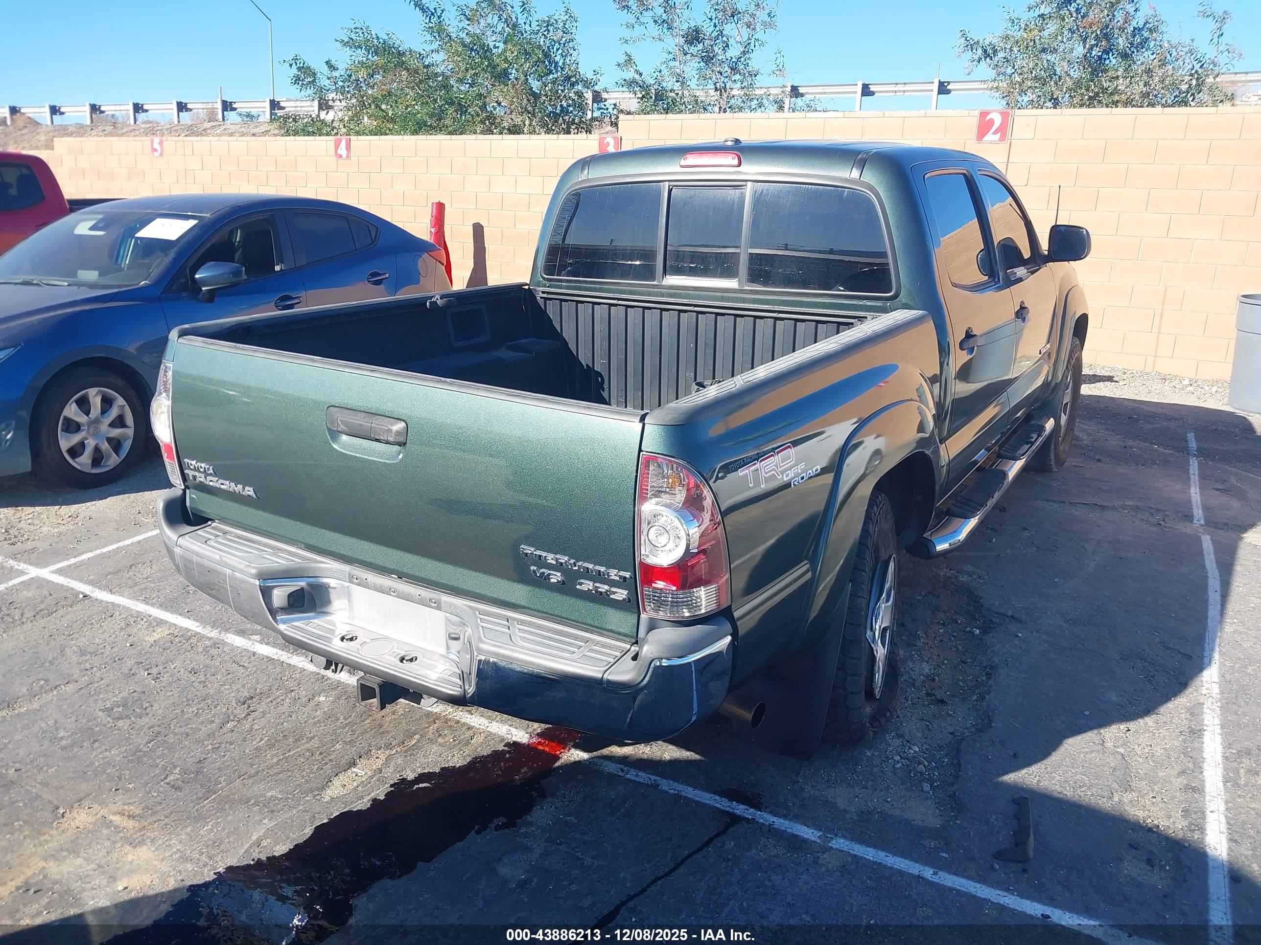 TOYOTA TACOMA image 4