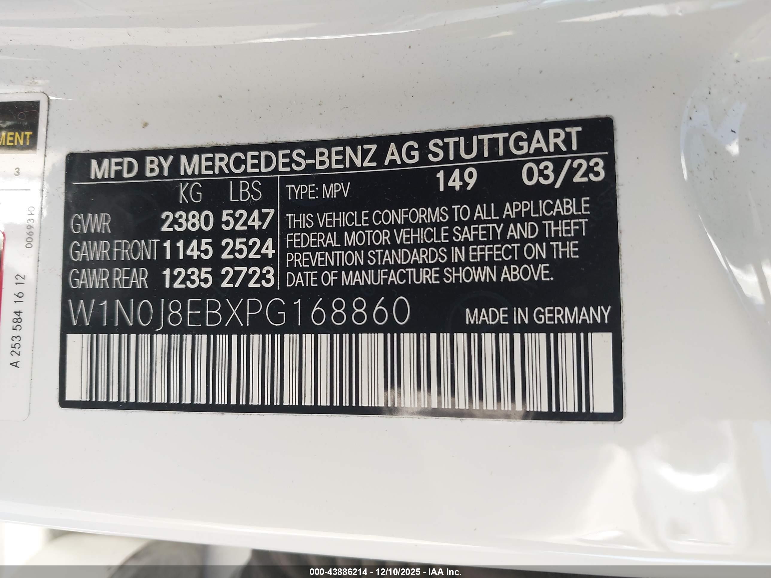 MERCEDES-BENZ GLC image 9