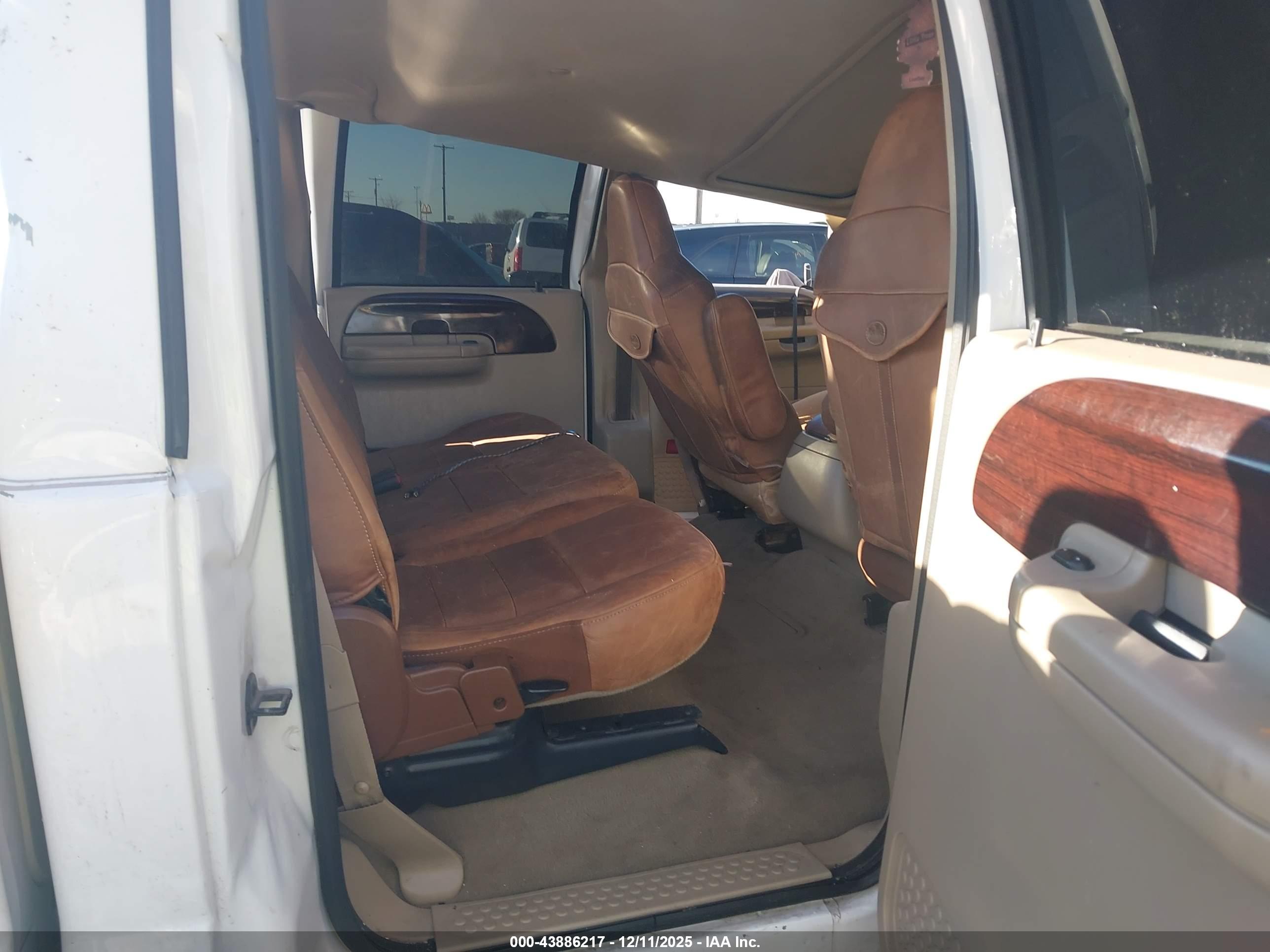 FORD F-350 image 8
