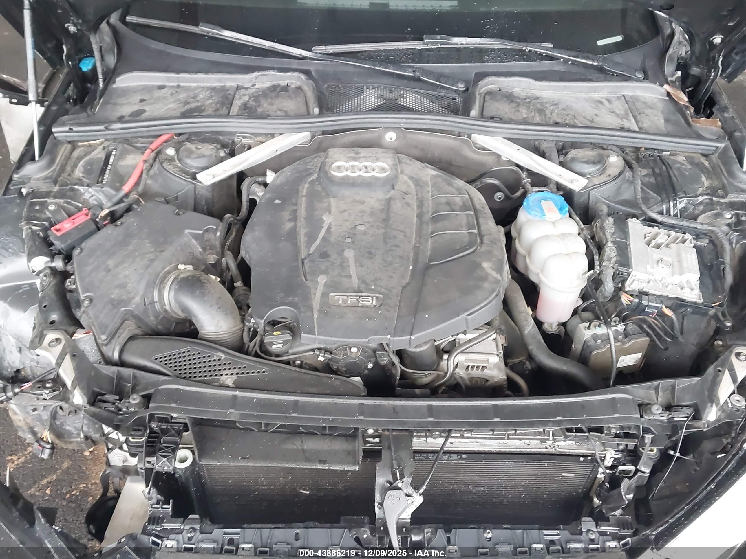 AUDI A4 image 10