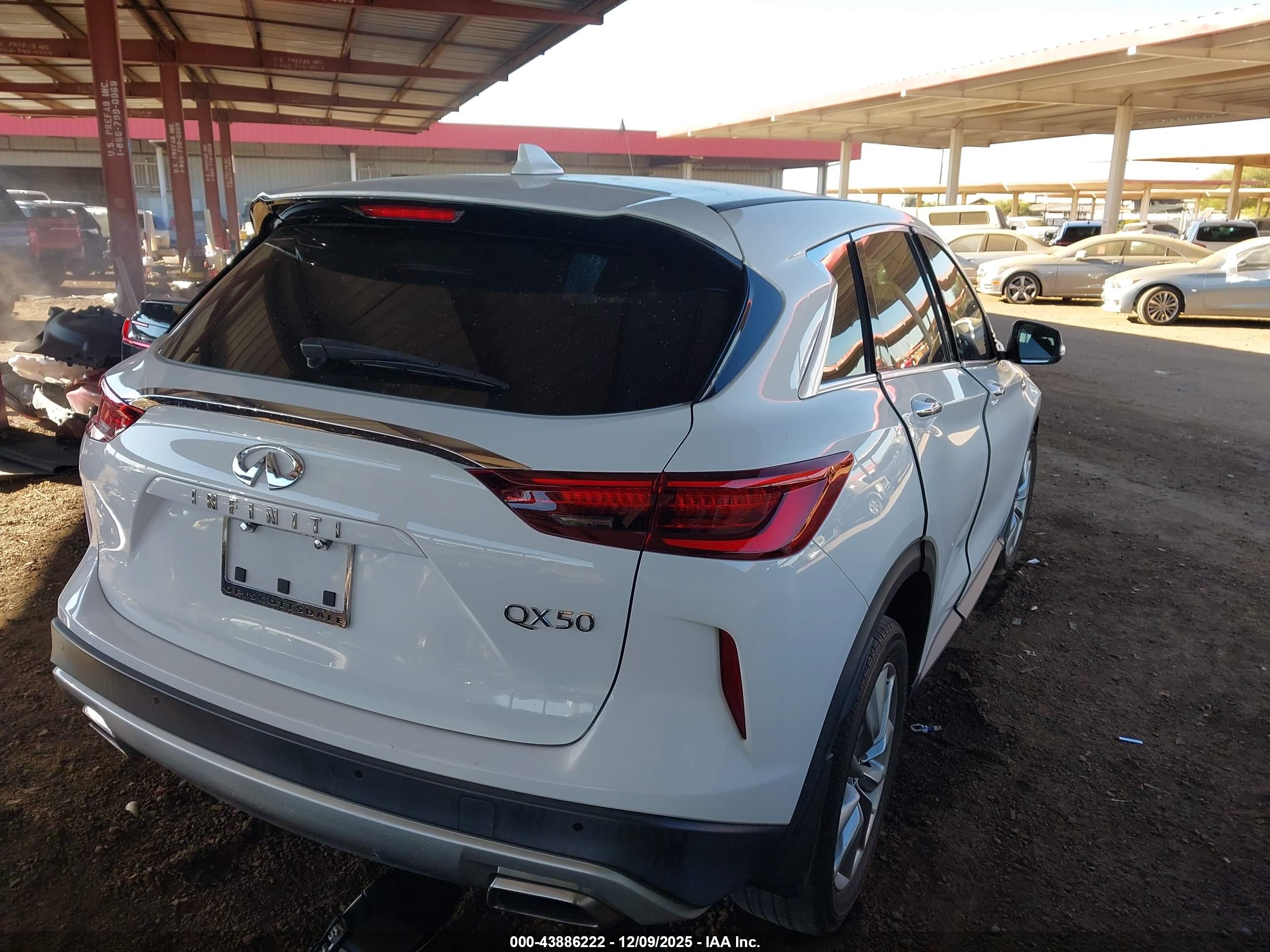 INFINITI QX50 image 4
