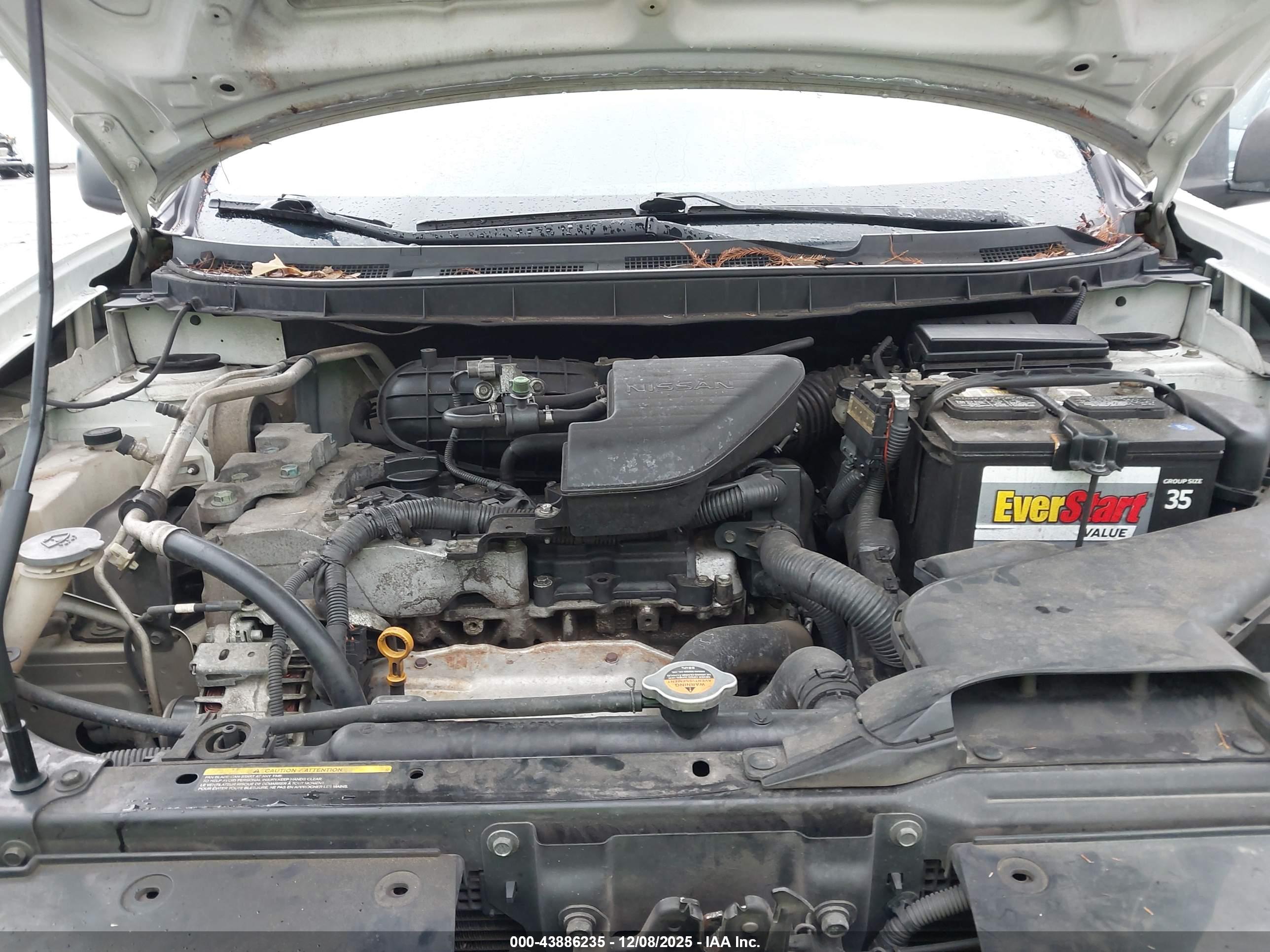NISSAN ROGUE image 10