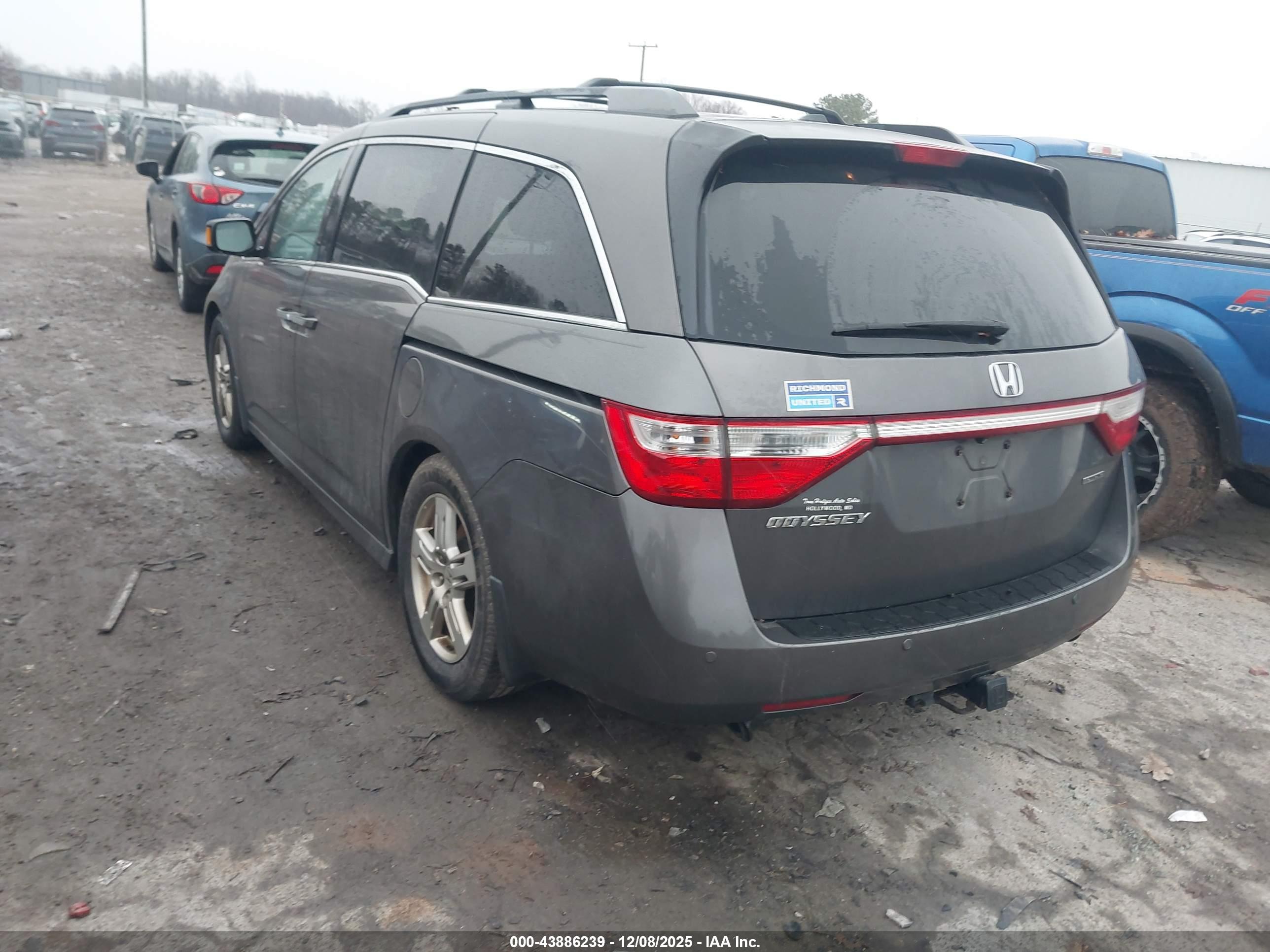 HONDA ODYSSEY image 3