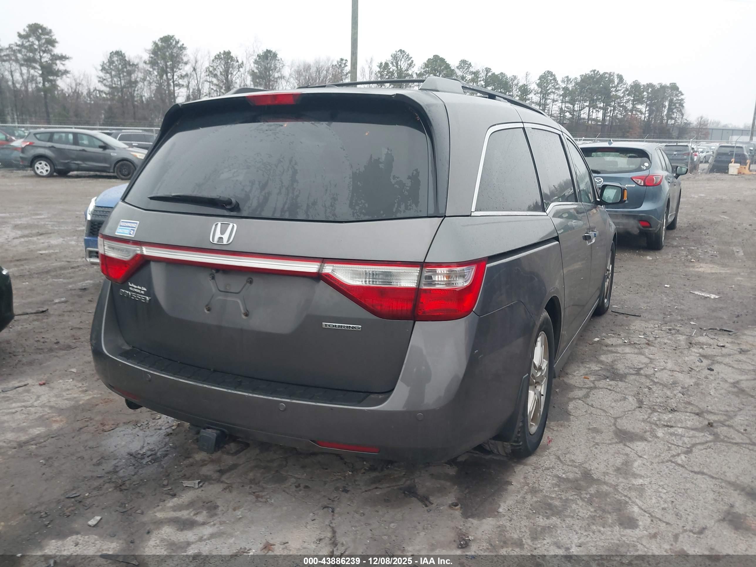 HONDA ODYSSEY image 4