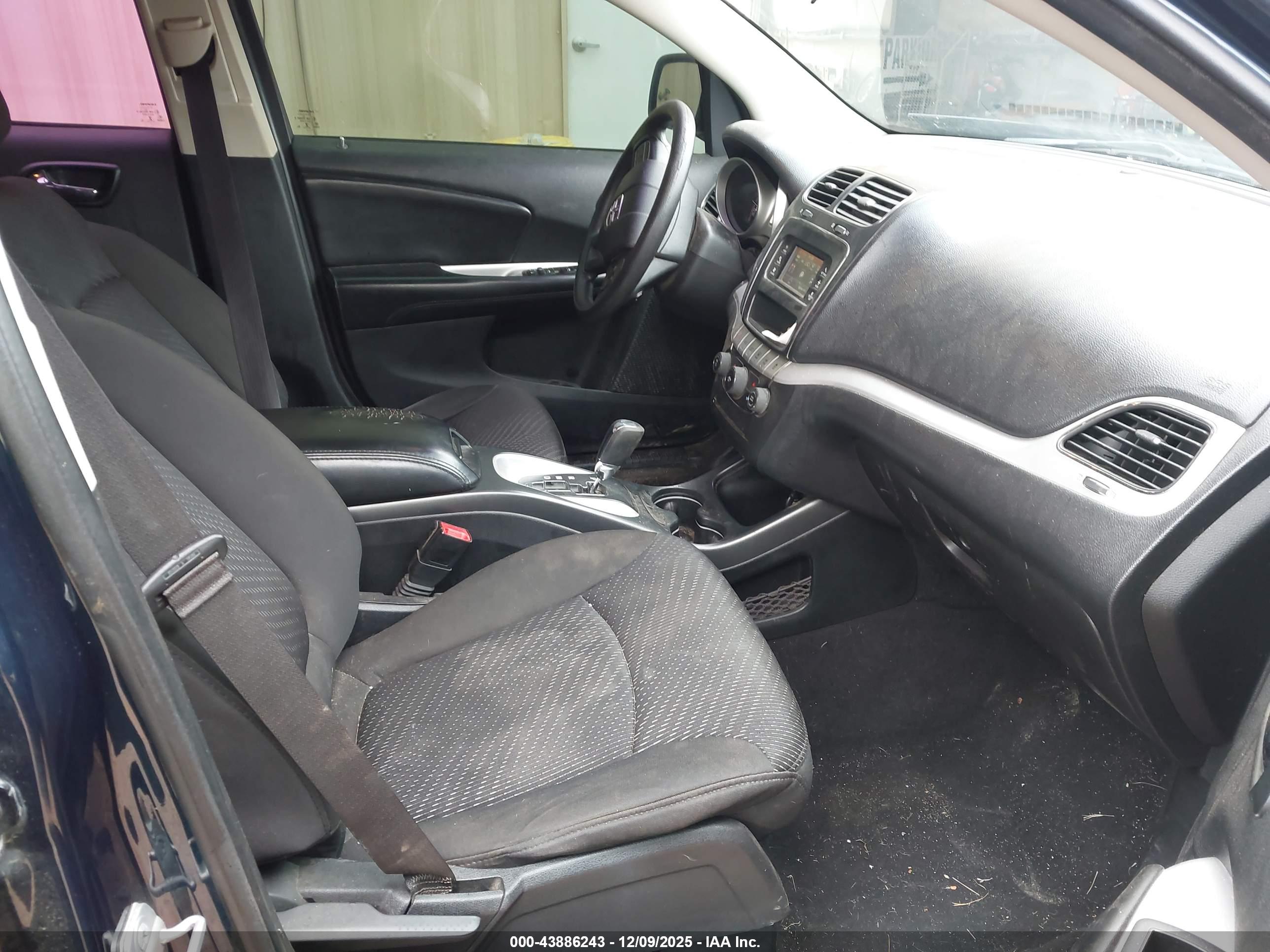 DODGE JOURNEY image 5
