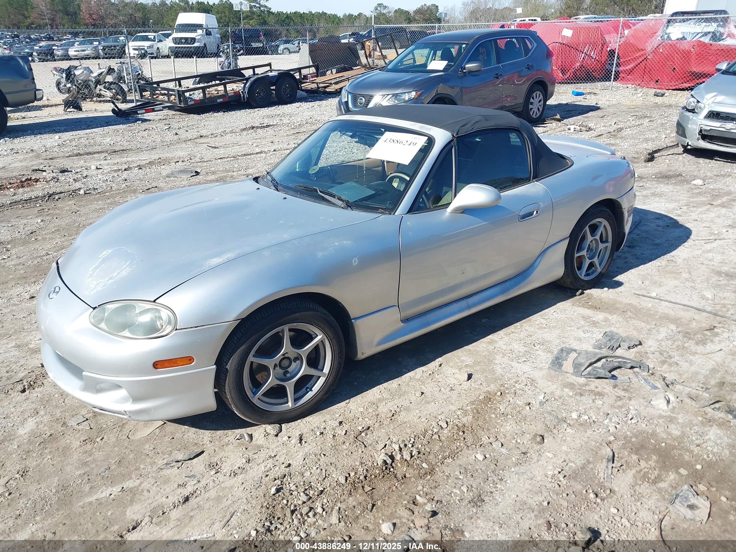 MAZDA MX-5 image 2
