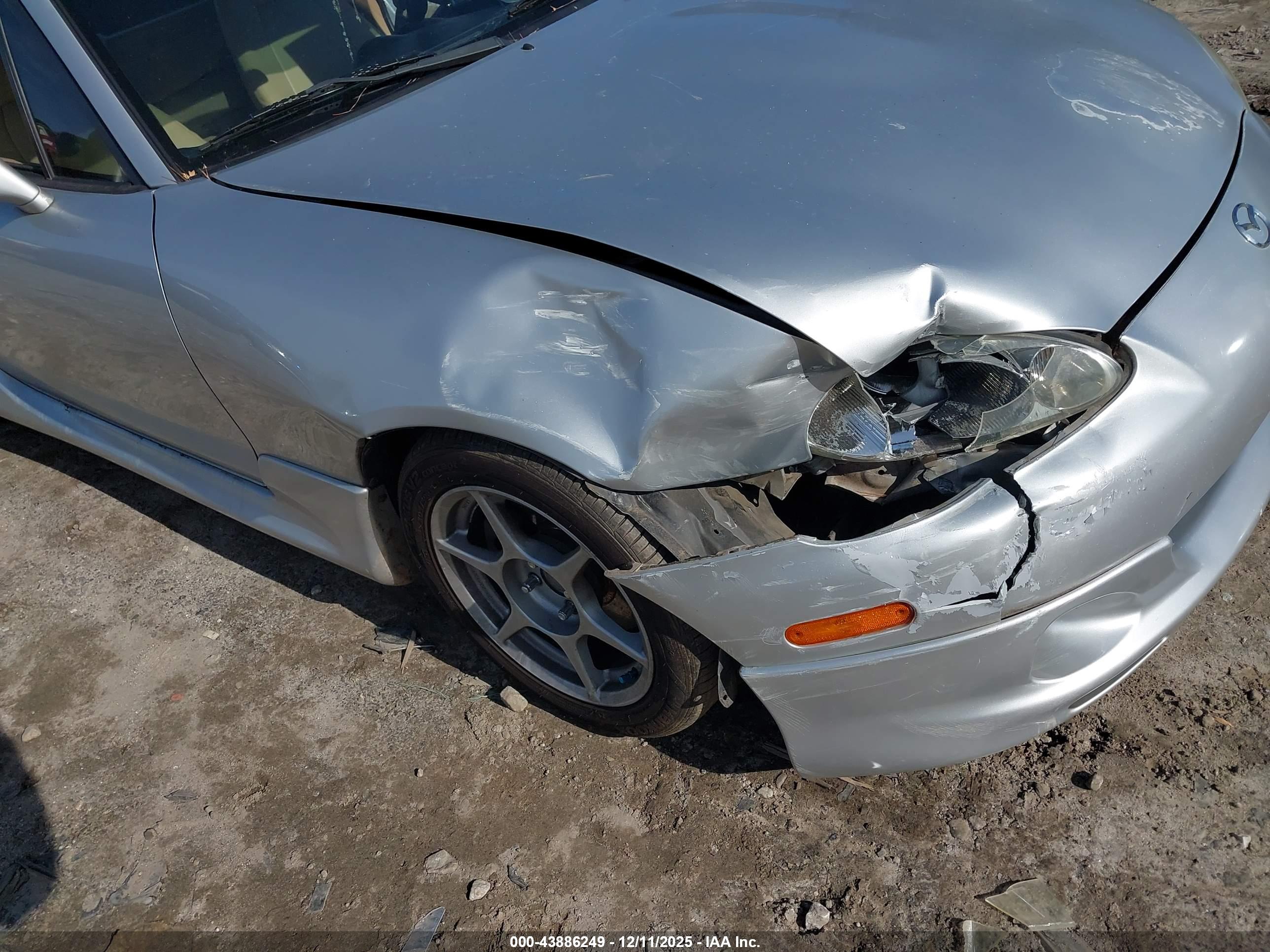 MAZDA MX-5 image 6