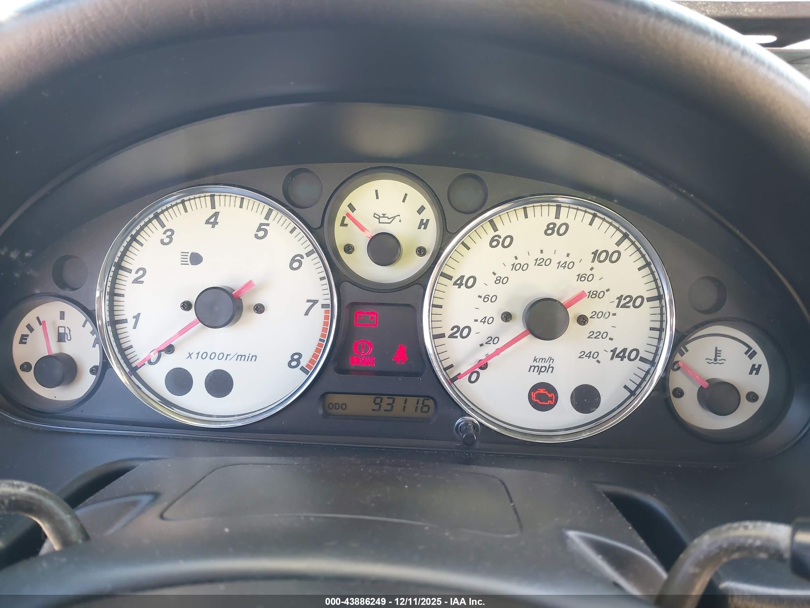 MAZDA MX-5 image 7