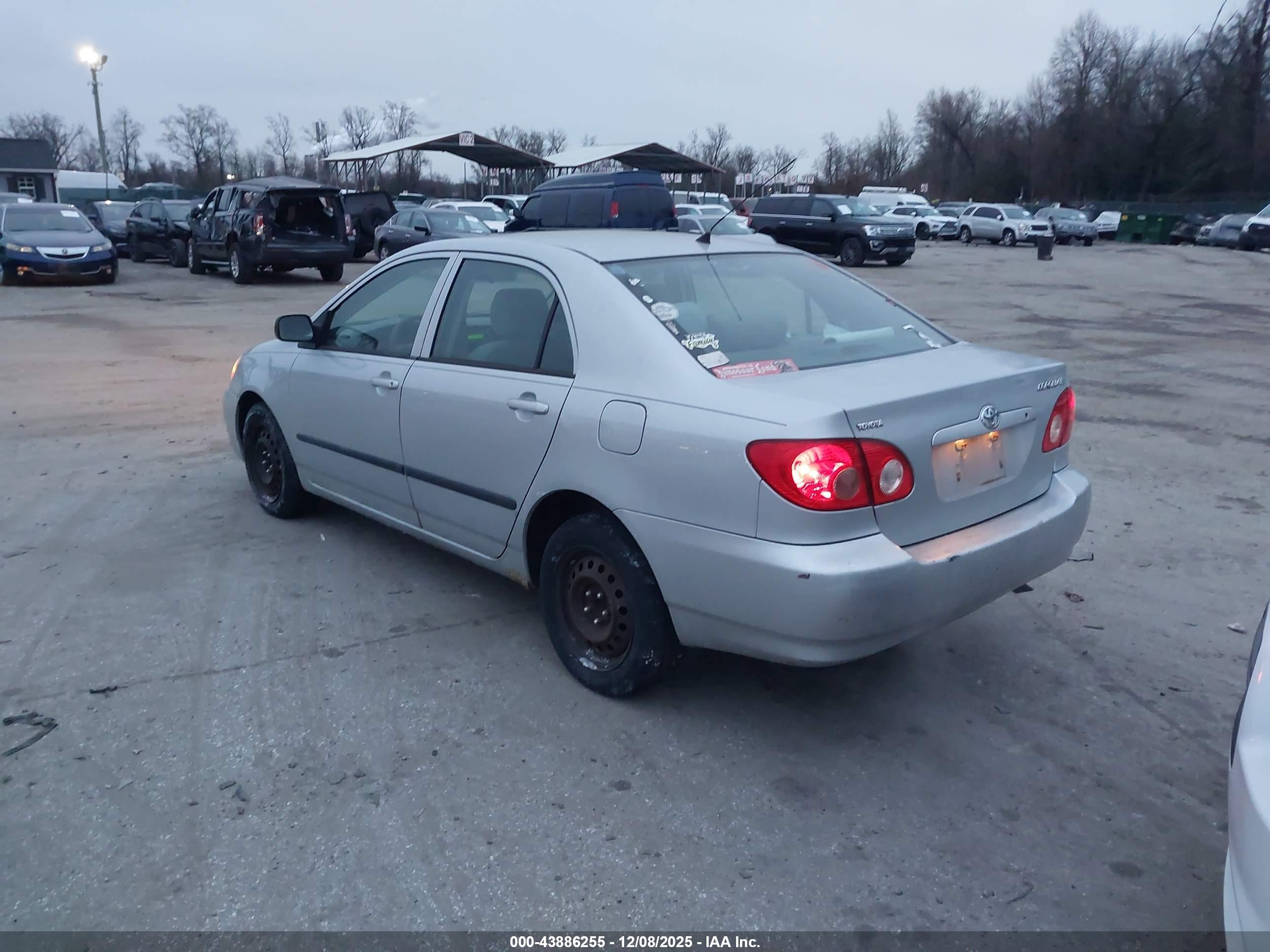 TOYOTA COROLLA image 3