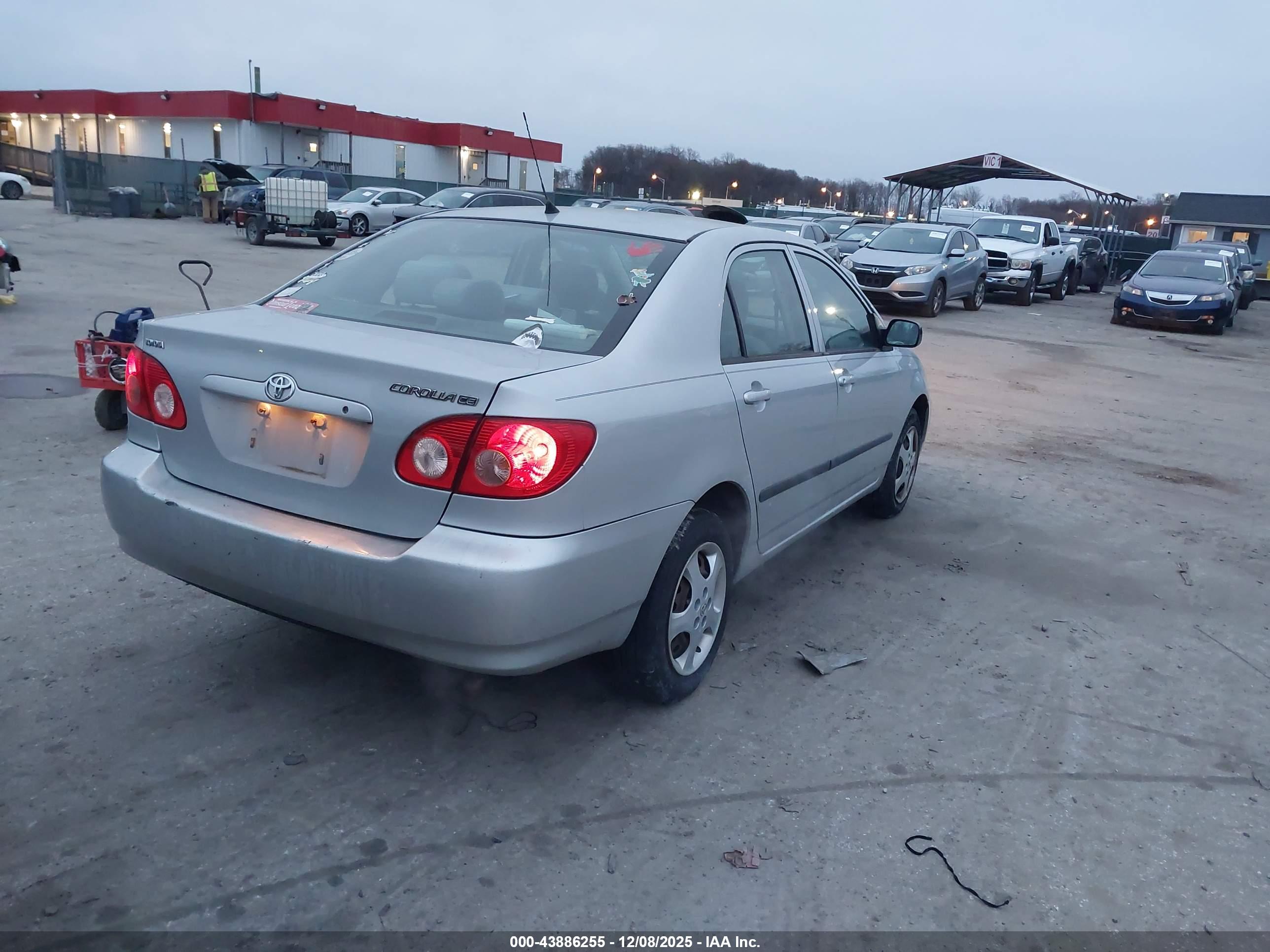 TOYOTA COROLLA image 4