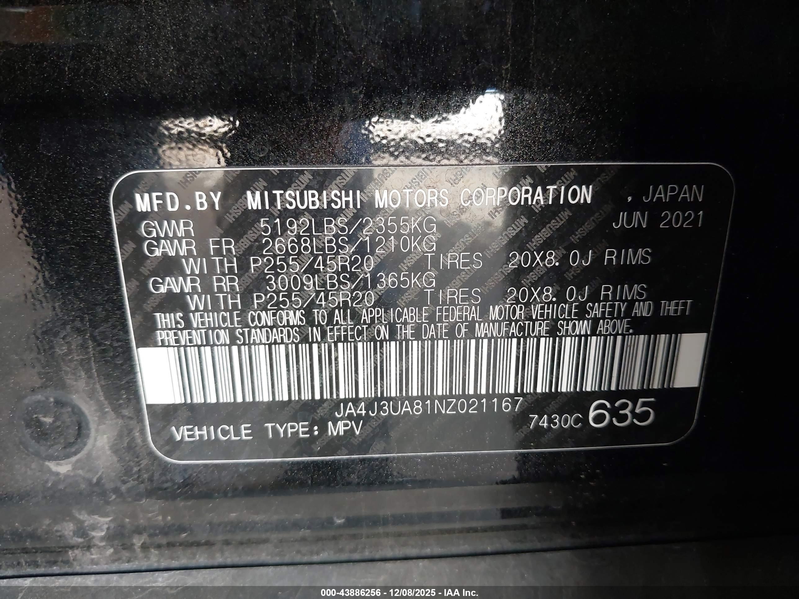 MITSUBISHI OUTLANDER image 9