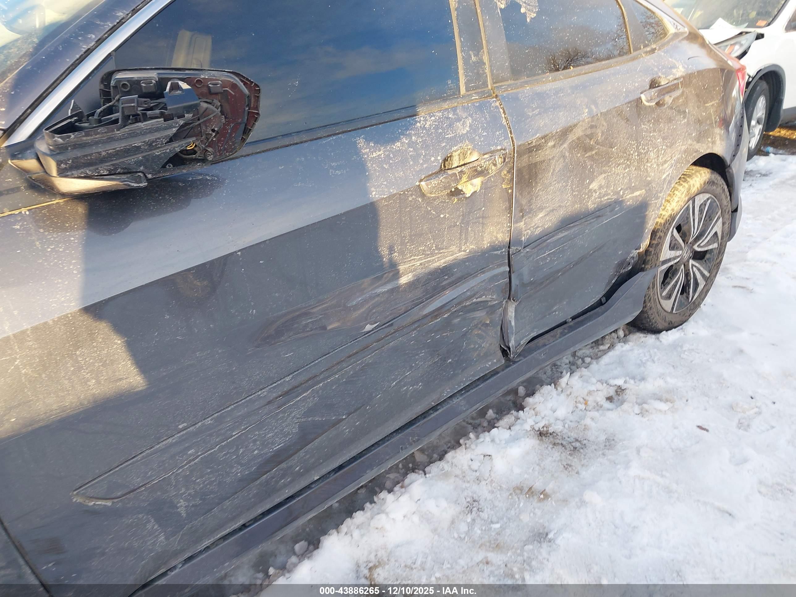 HONDA CIVIC image 6