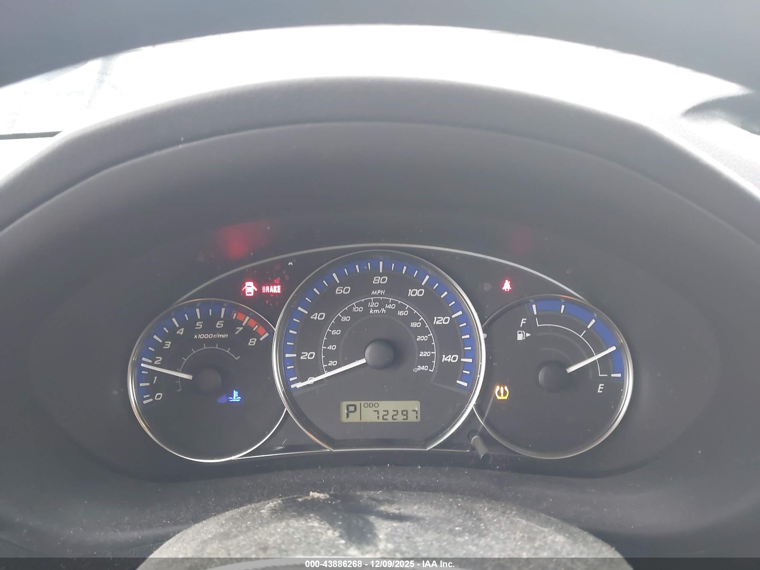 SUBARU FORESTER image 7
