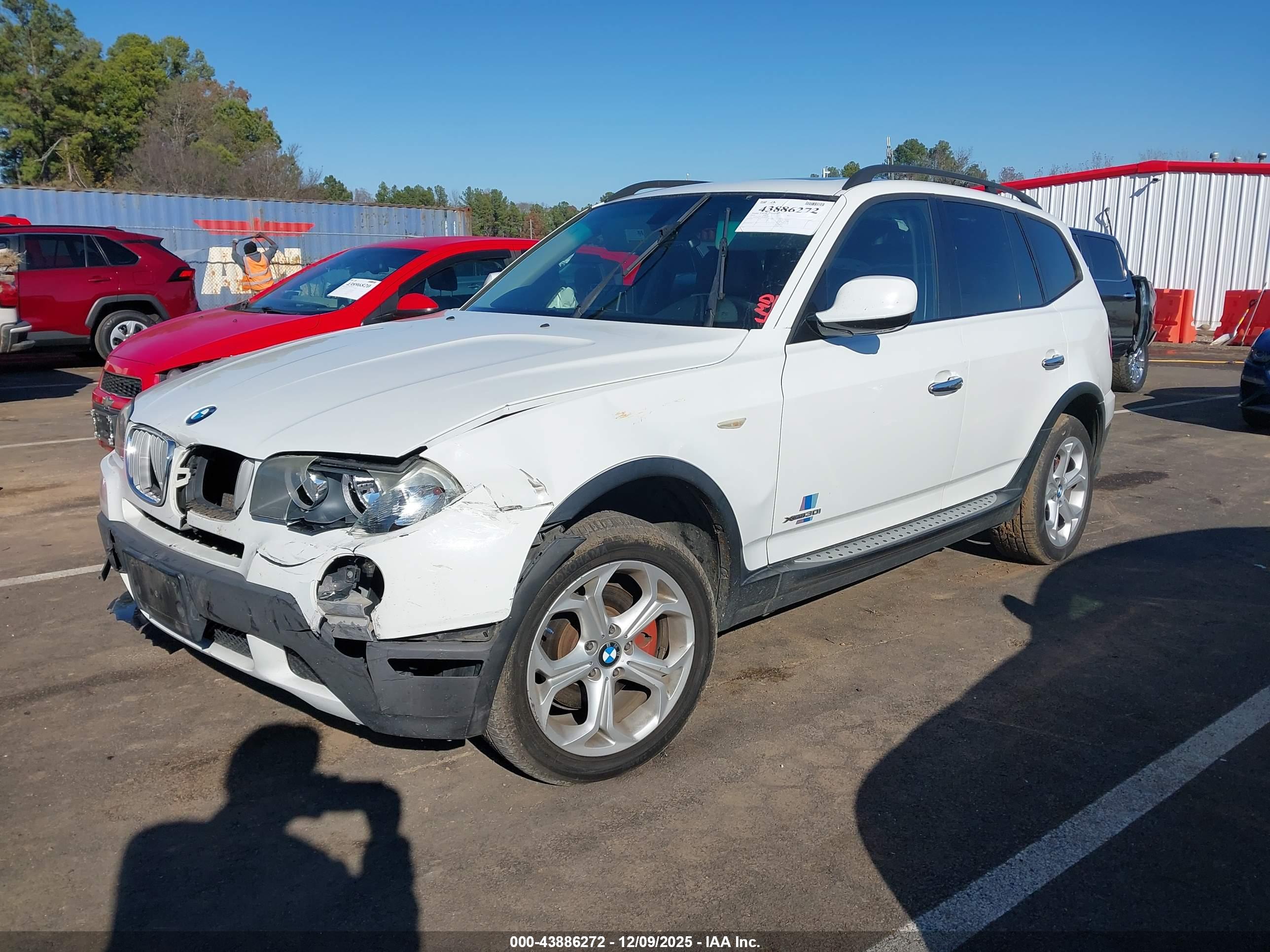 BMW X3 image 2