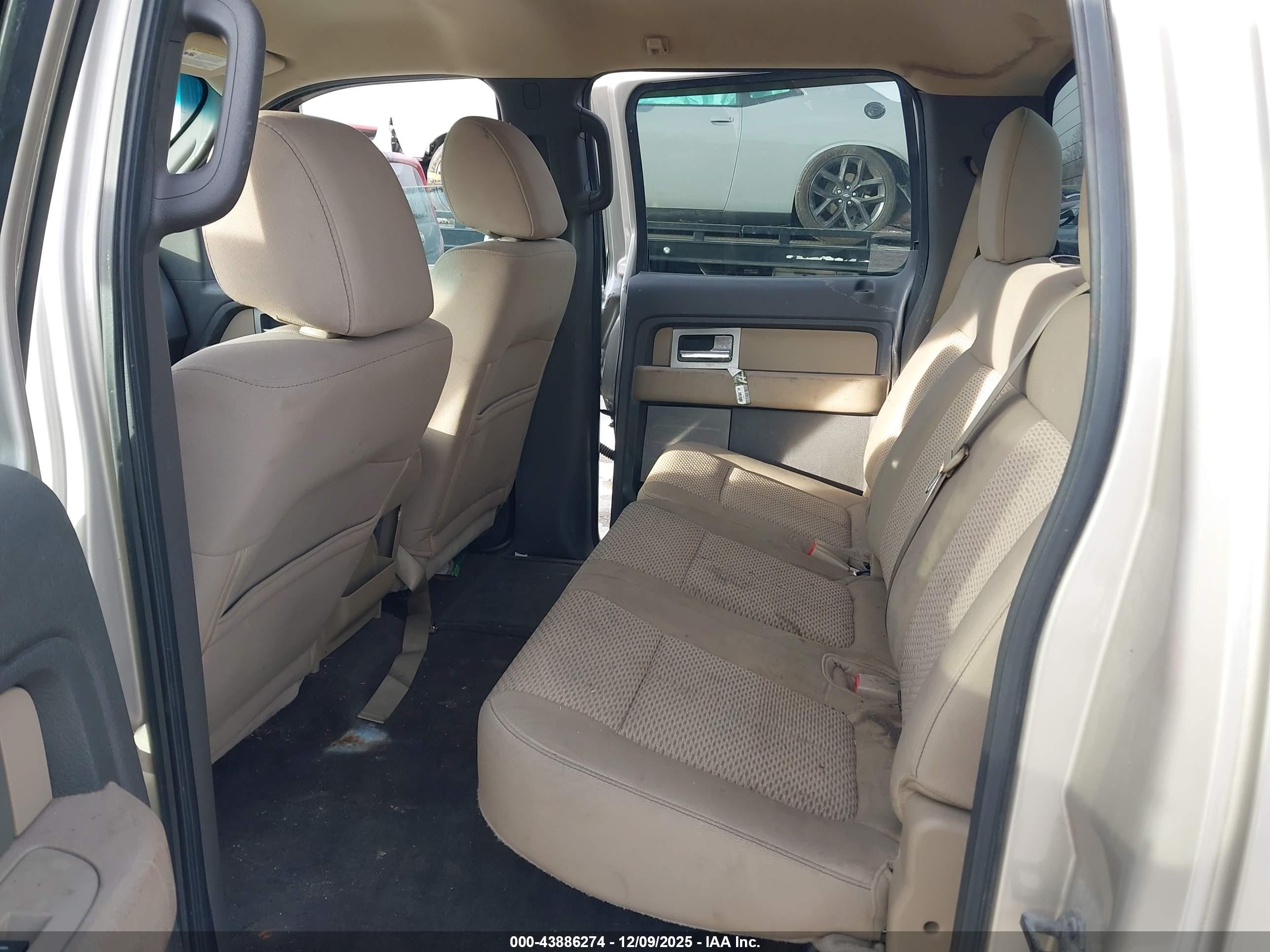 FORD F-150 image 8