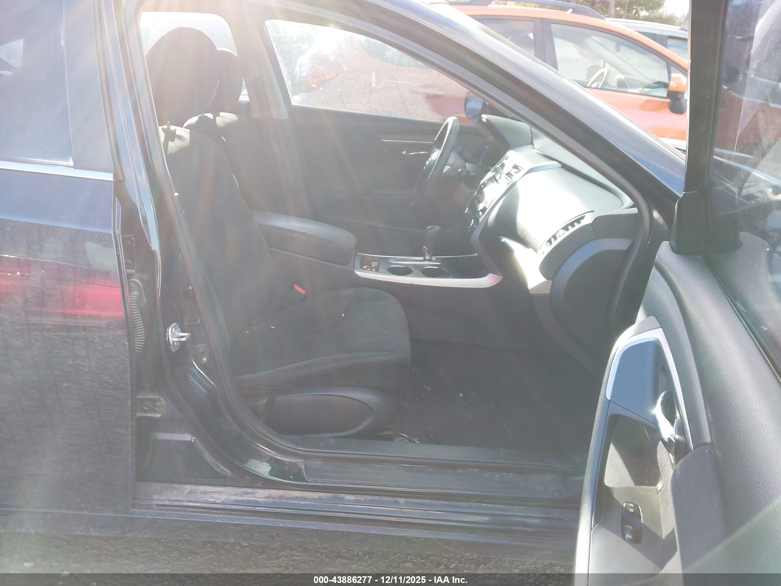 NISSAN ALTIMA image 5