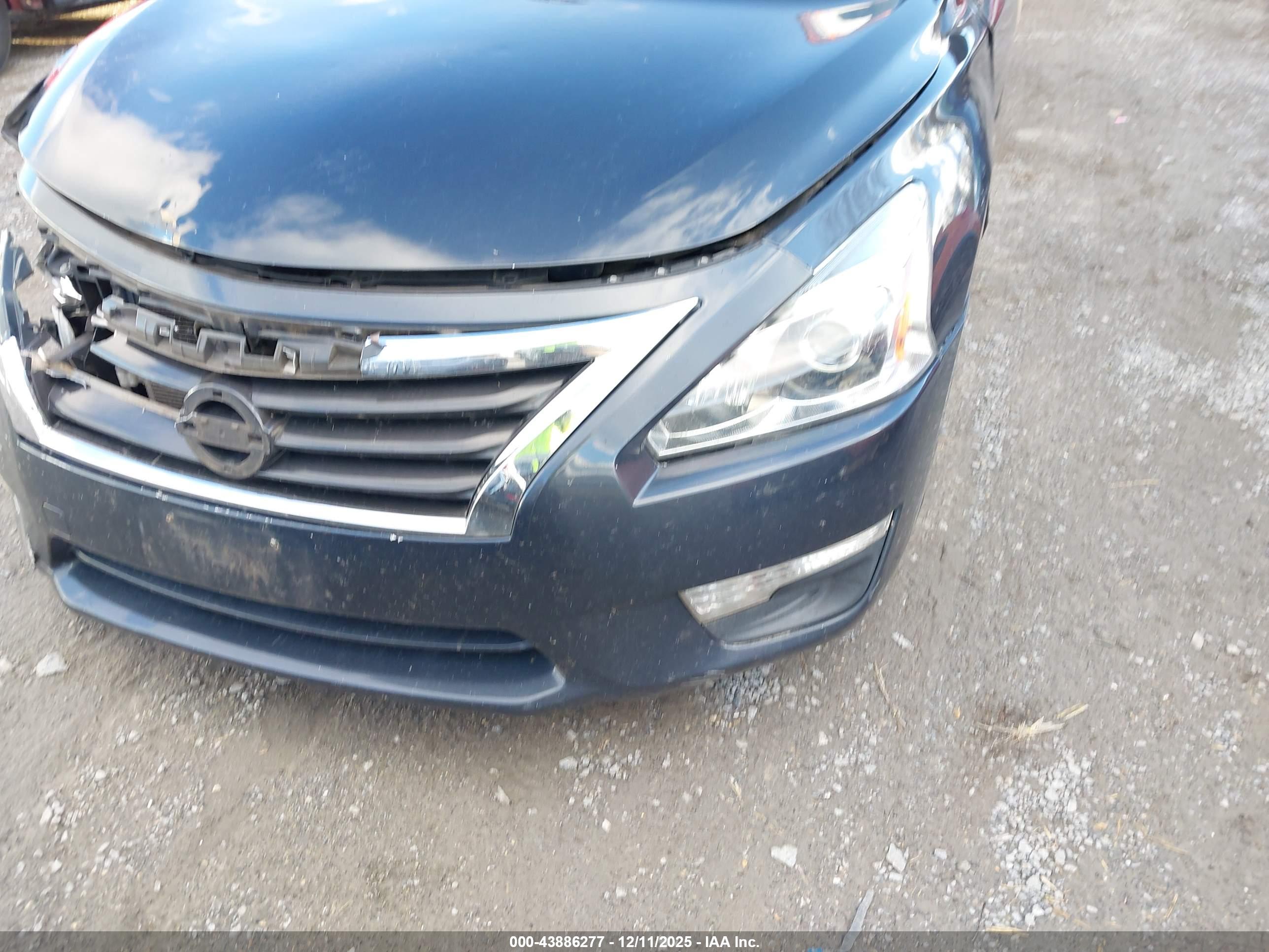 NISSAN ALTIMA image 6