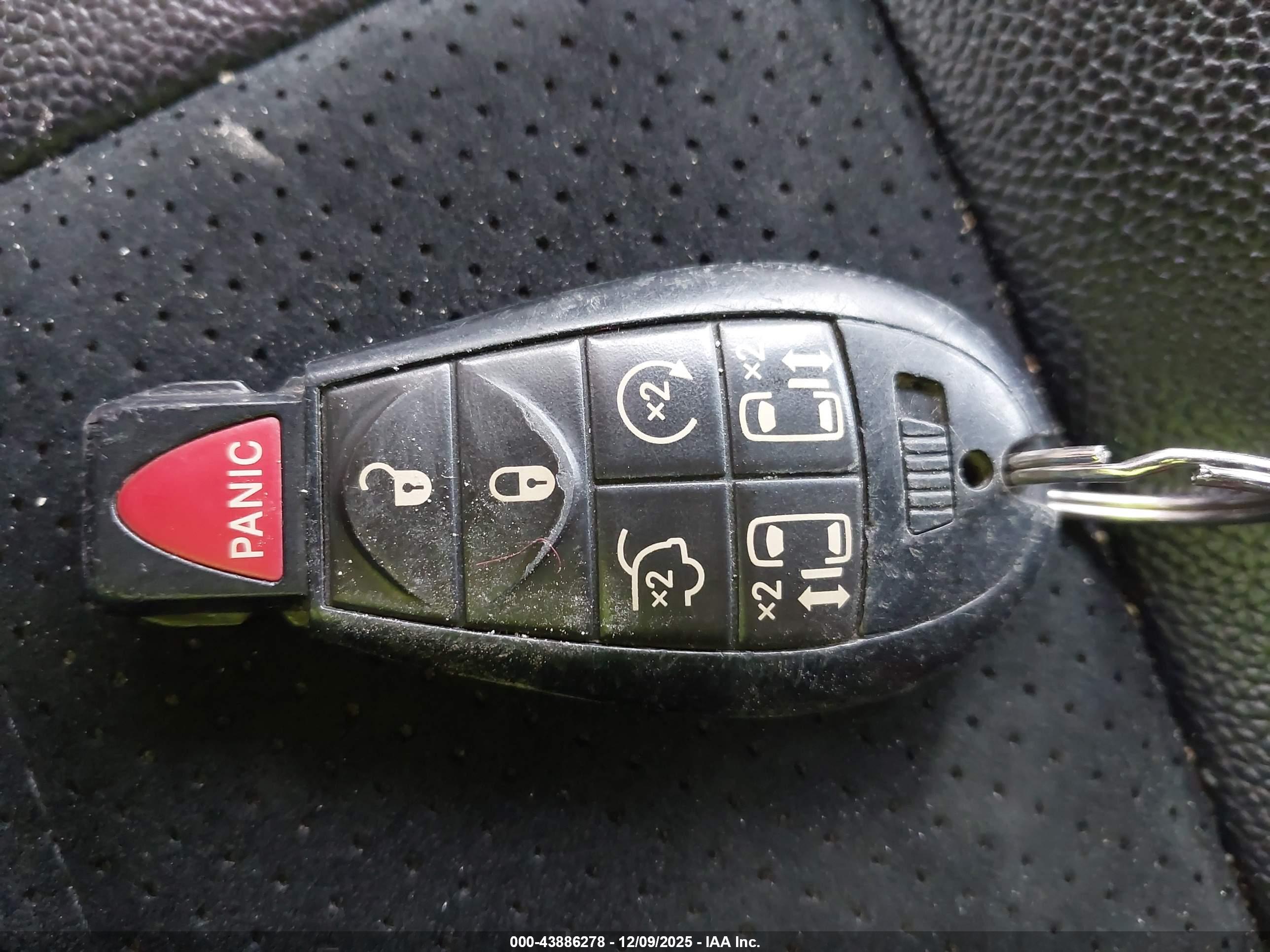 DODGE GRAND image 11