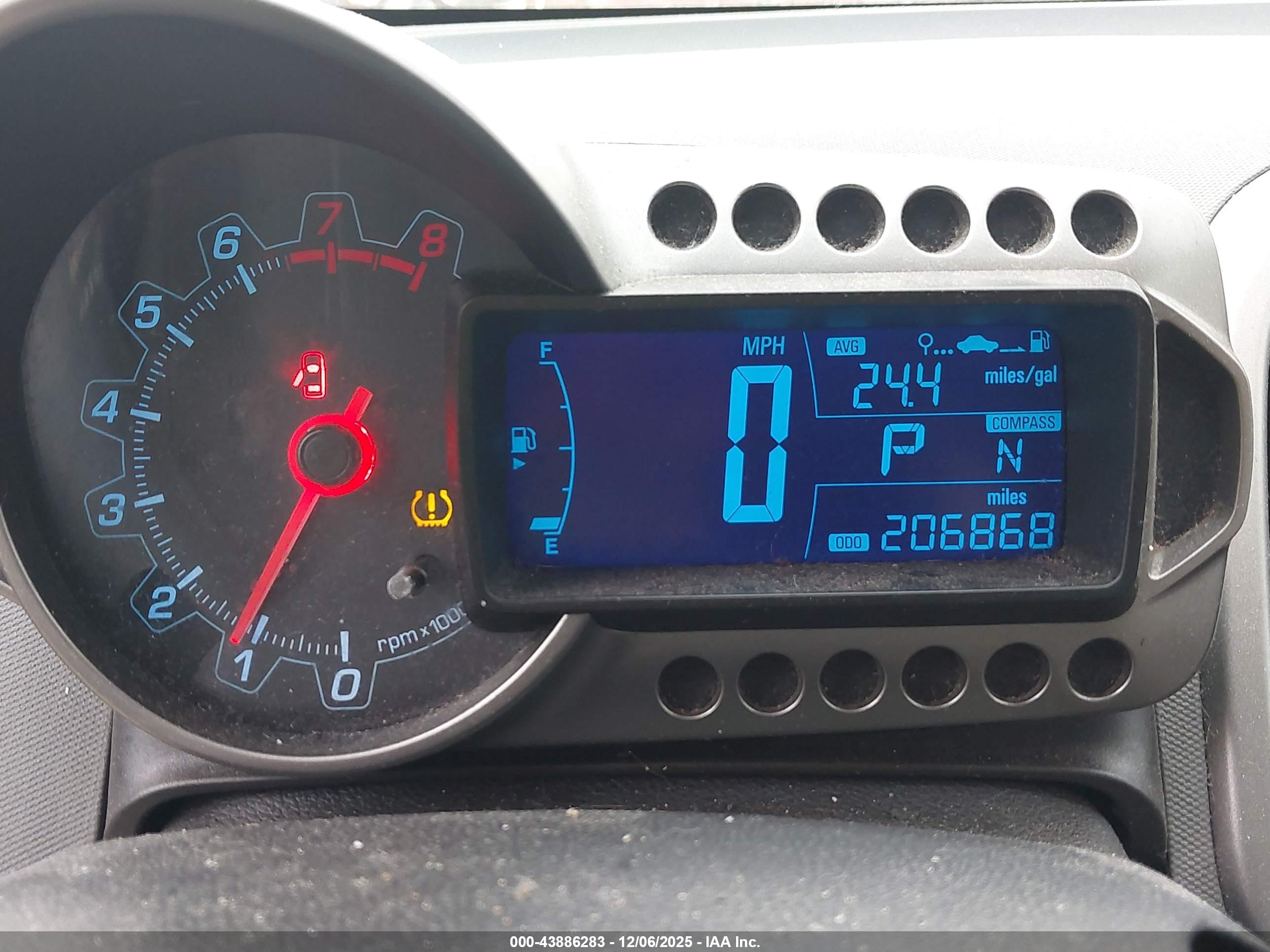 CHEVROLET SONIC image 7