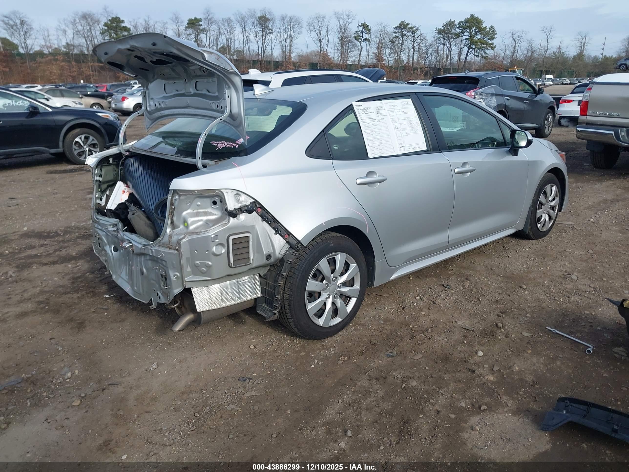 TOYOTA COROLLA image 4