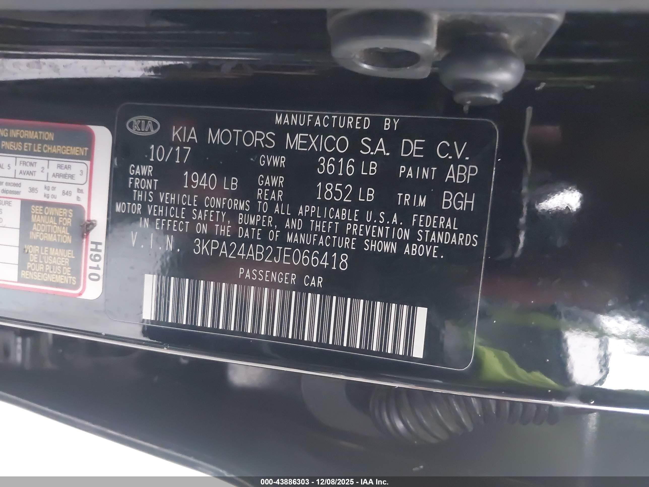 KIA RIO image 9