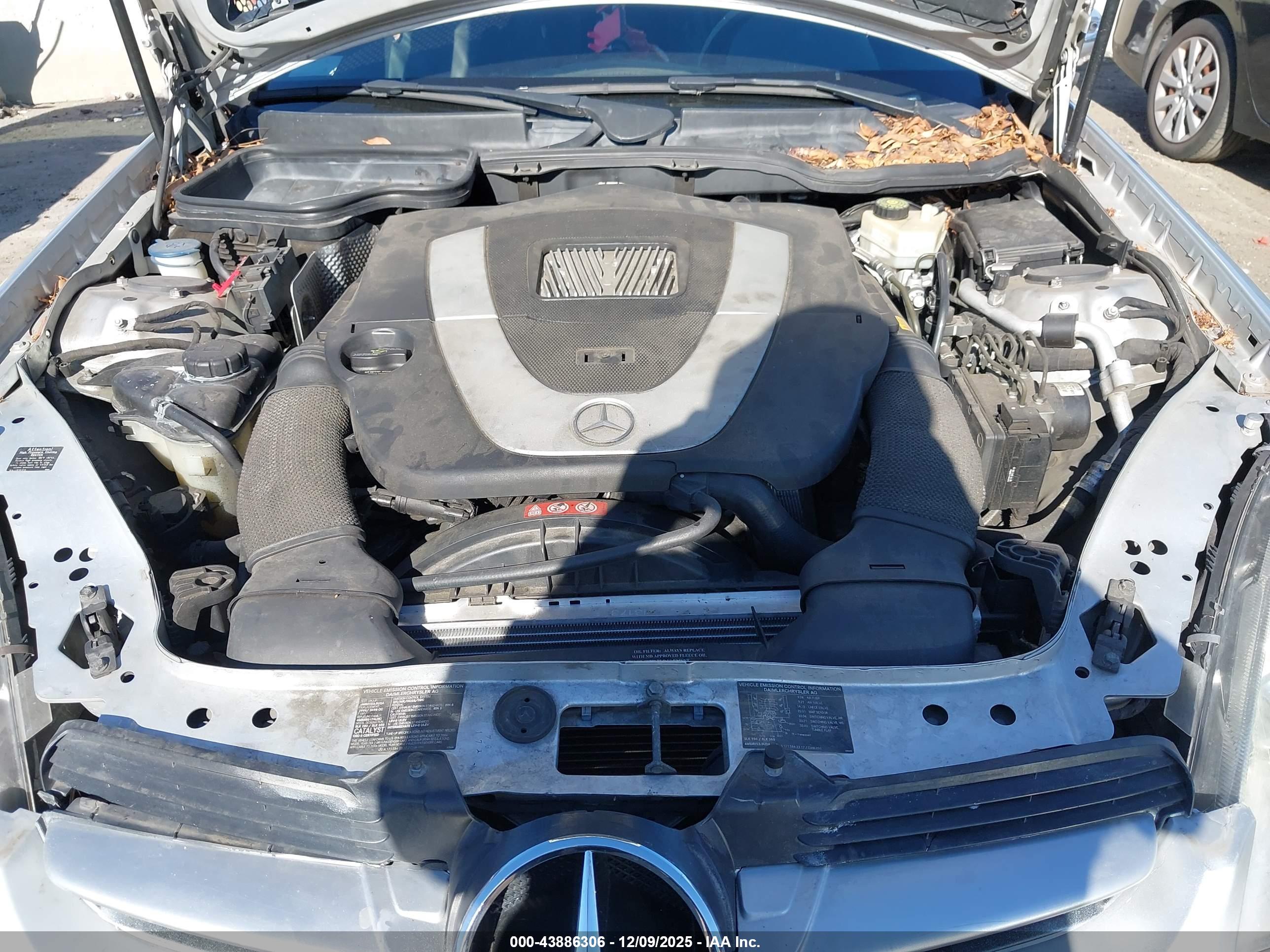 MERCEDES-BENZ SLK image 10