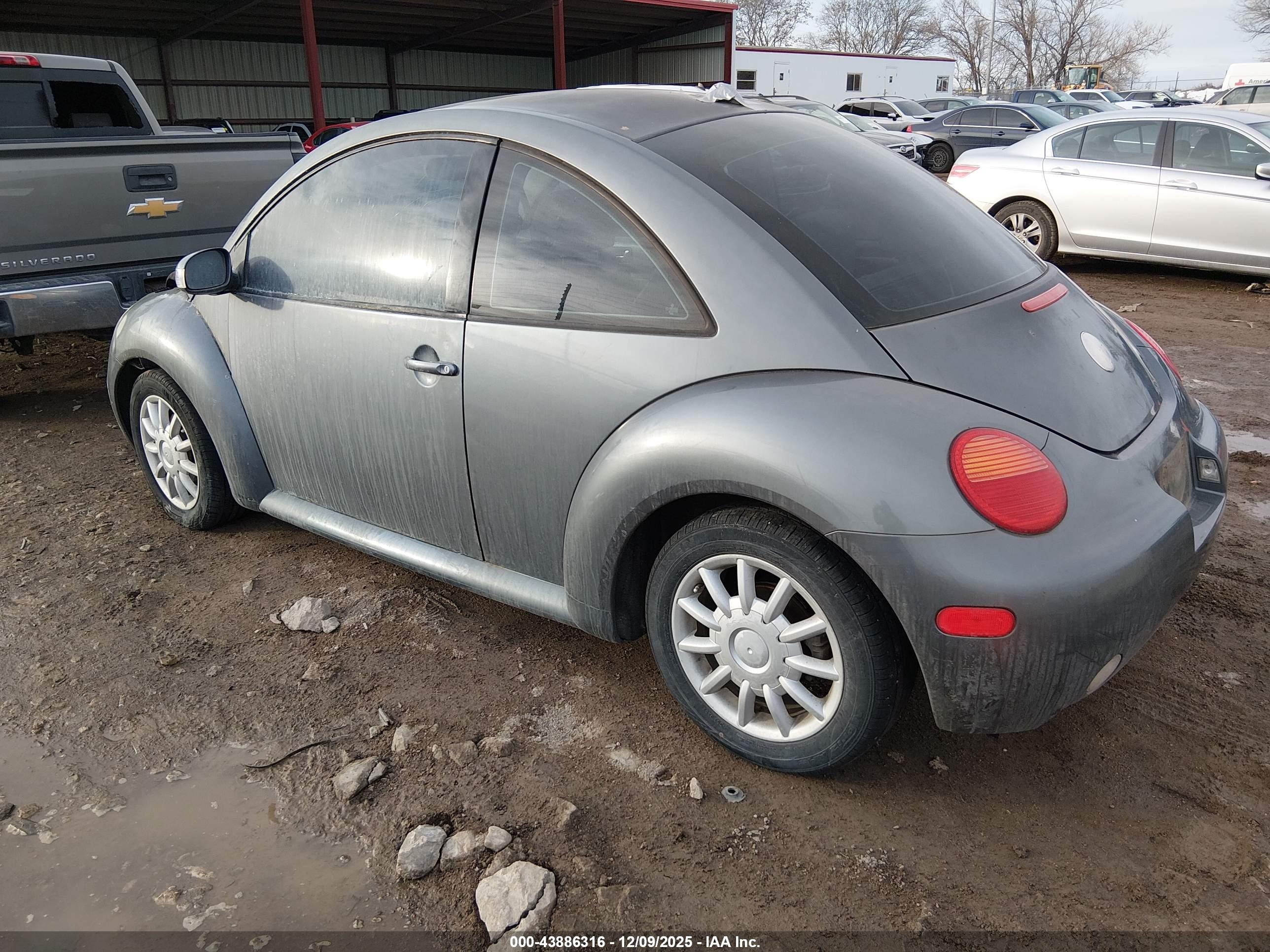 VOLKSWAGEN NEW image 3