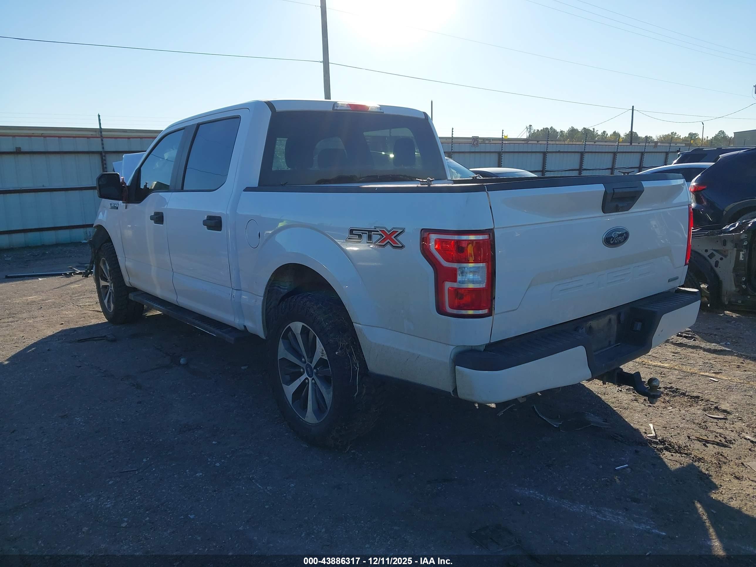 FORD F-150 image 3