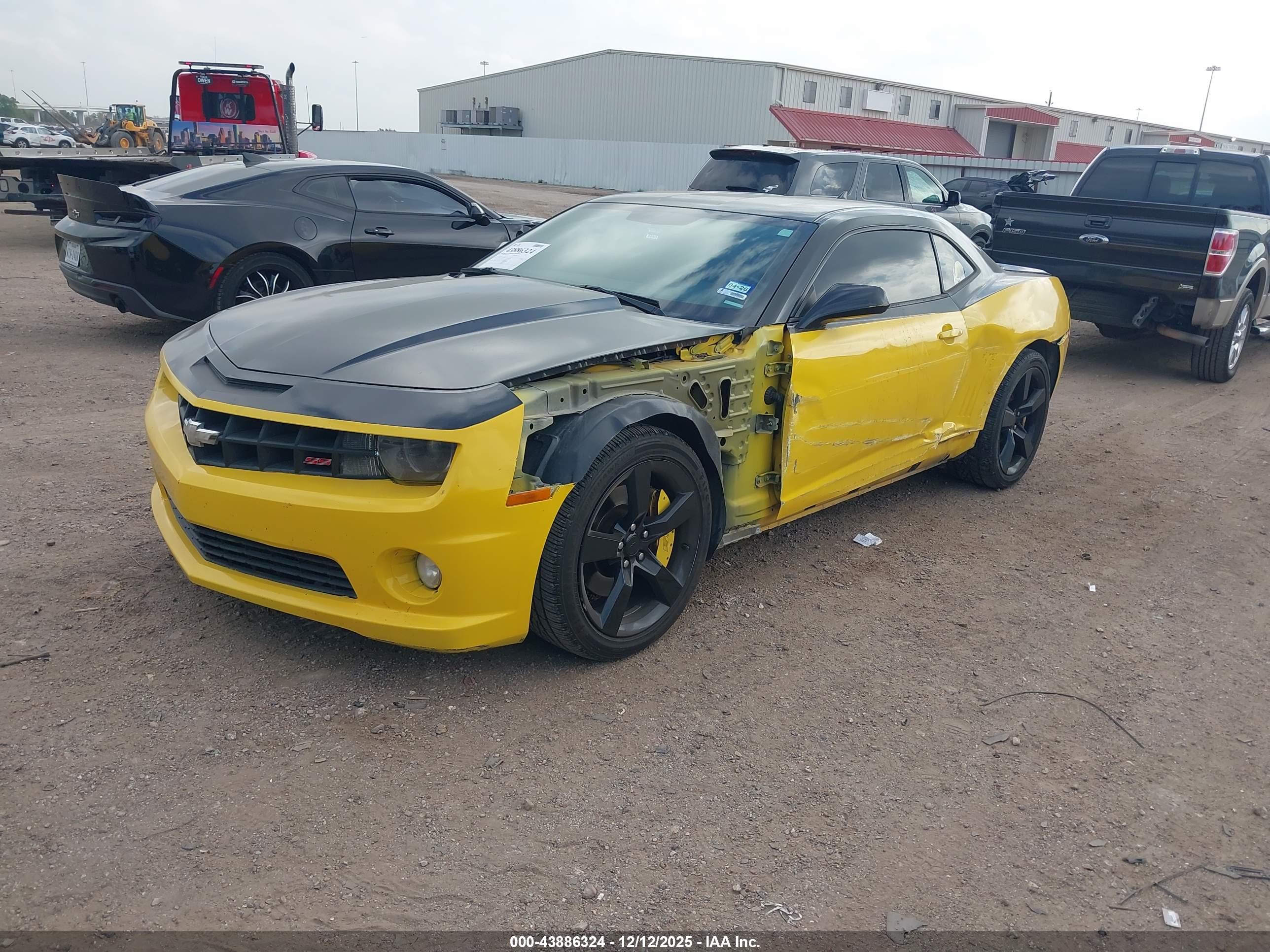 CHEVROLET CAMARO image 2