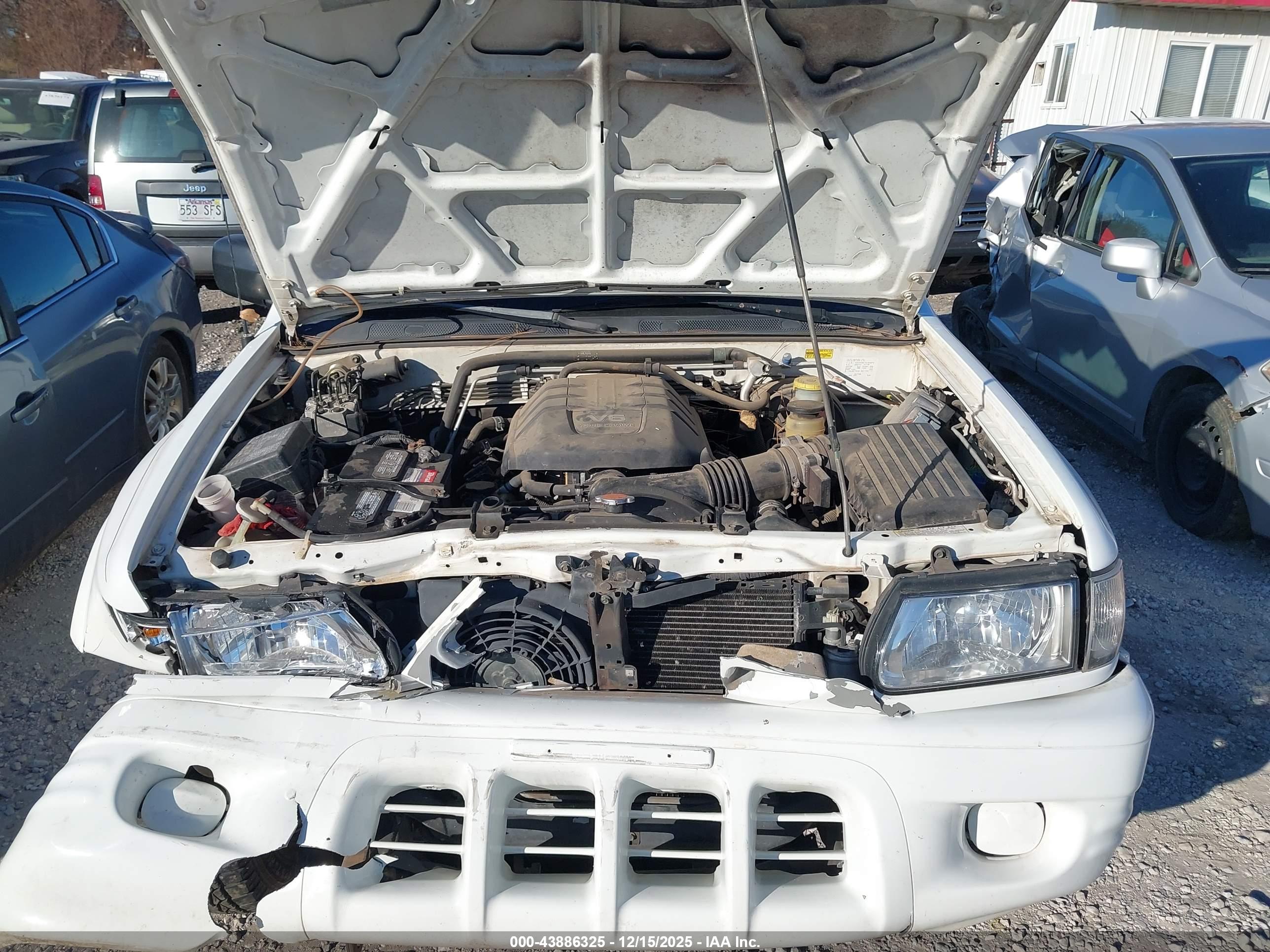 ISUZU RODEO image 10