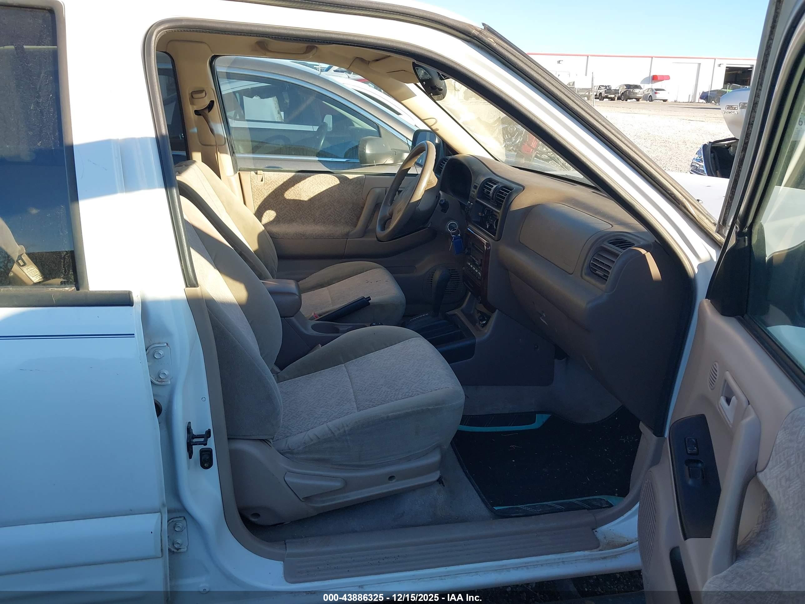 ISUZU RODEO image 5