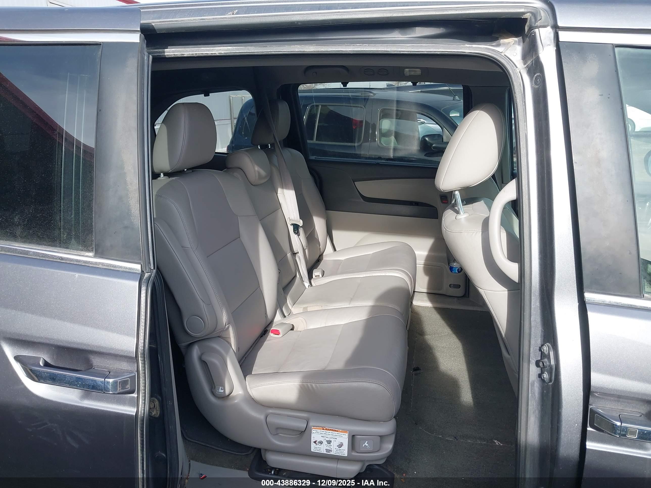 HONDA ODYSSEY image 8