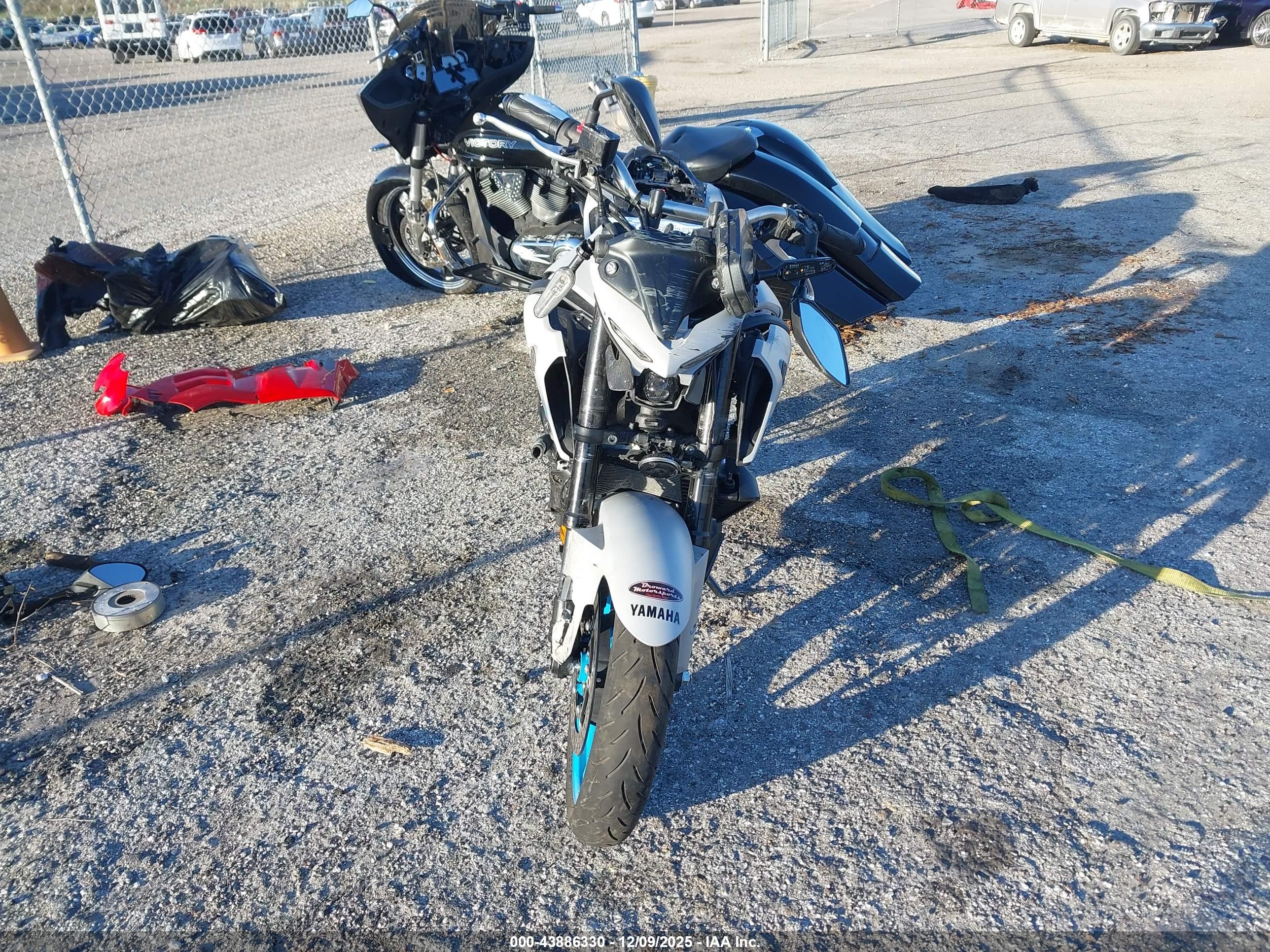 YAMAHA MTN320 image 5