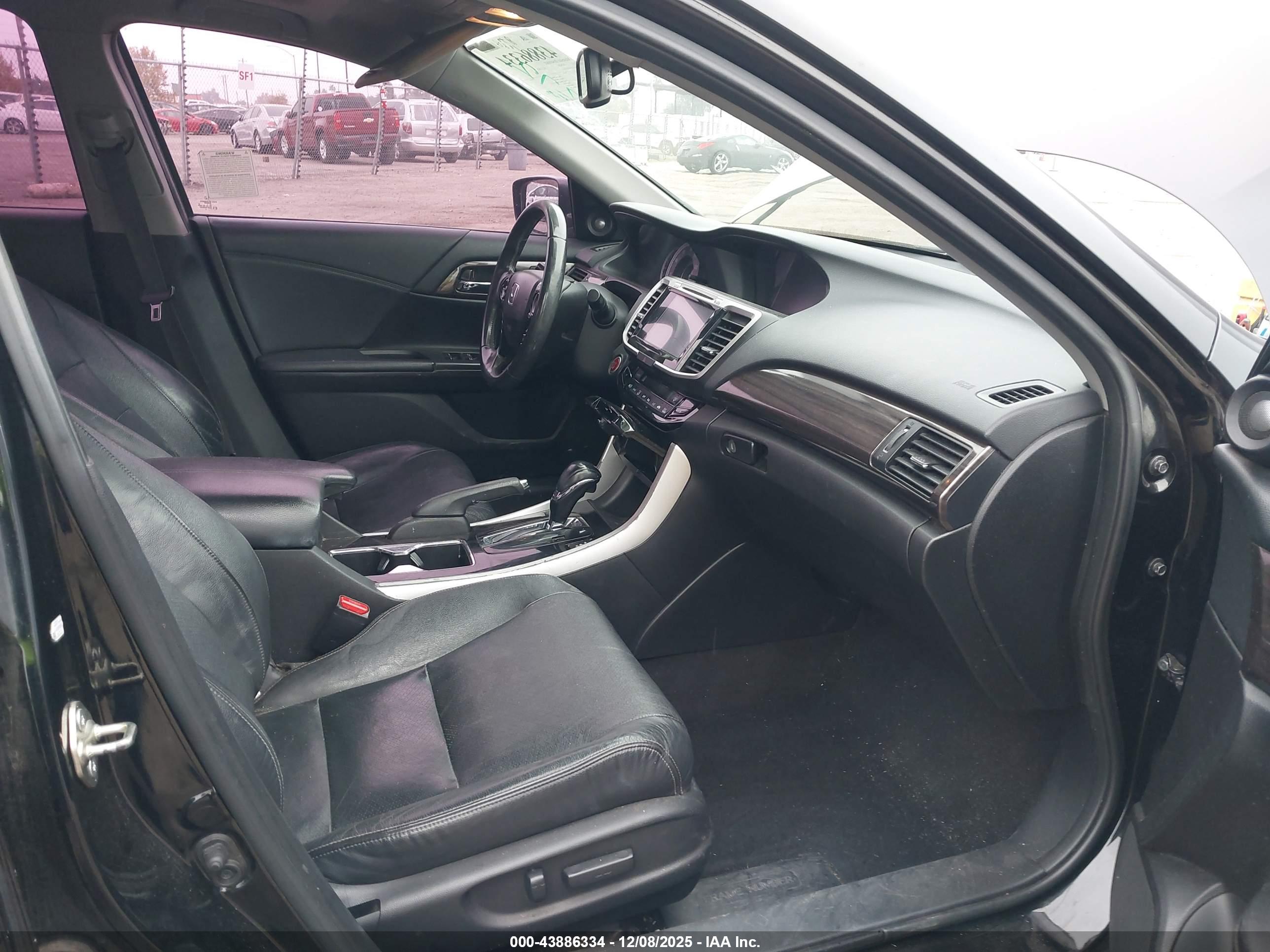 HONDA ACCORD image 5
