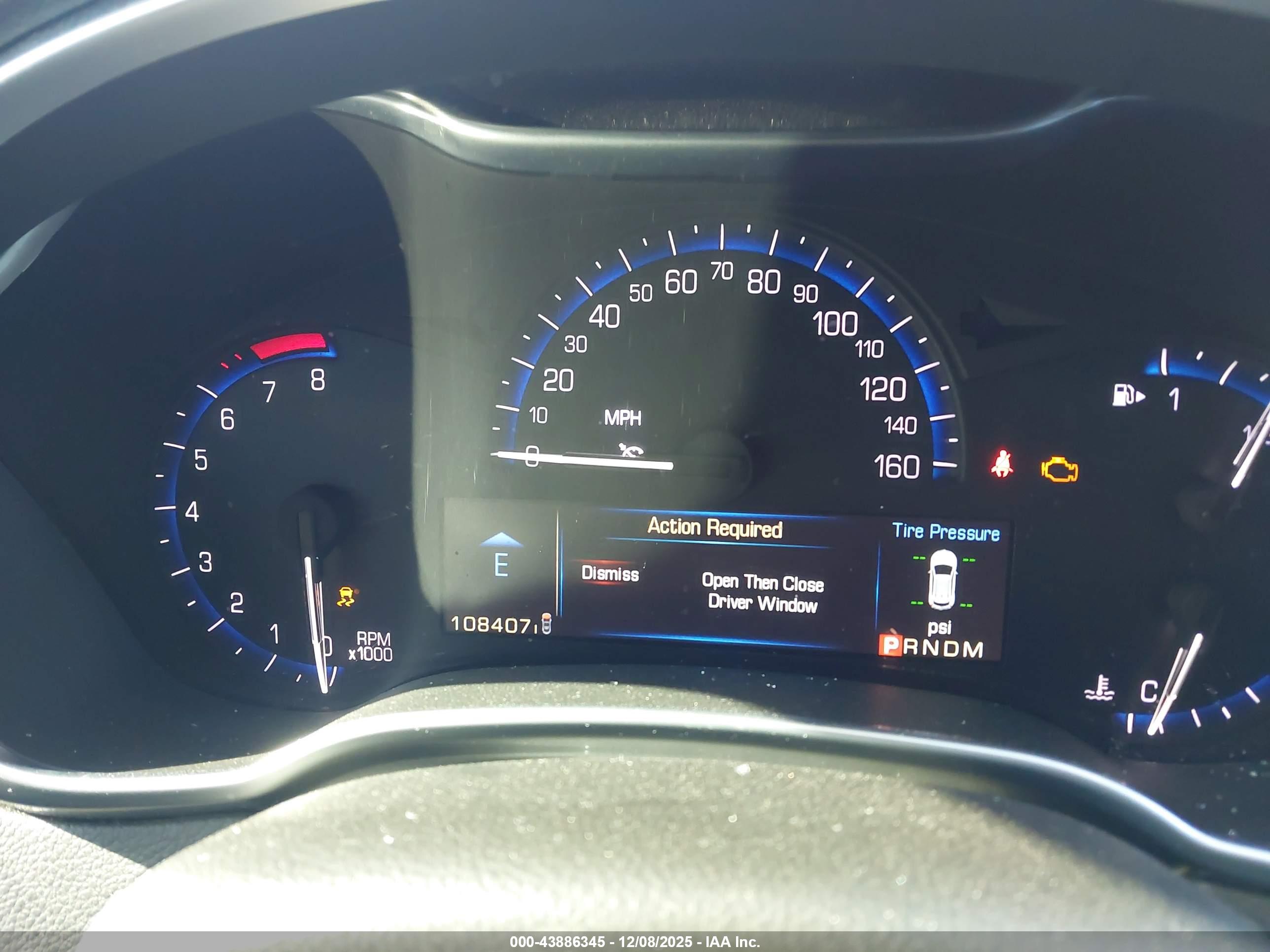 CADILLAC SRX image 7